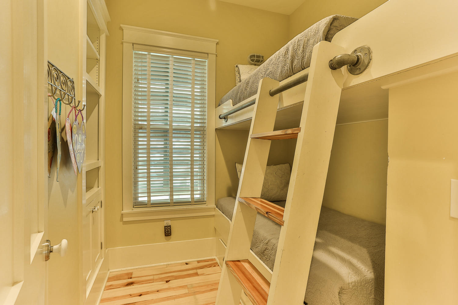 WATERCOLOR - Residential