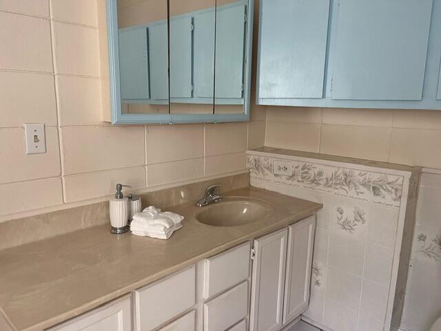 ALAQUA ACRES UNREC - Residential