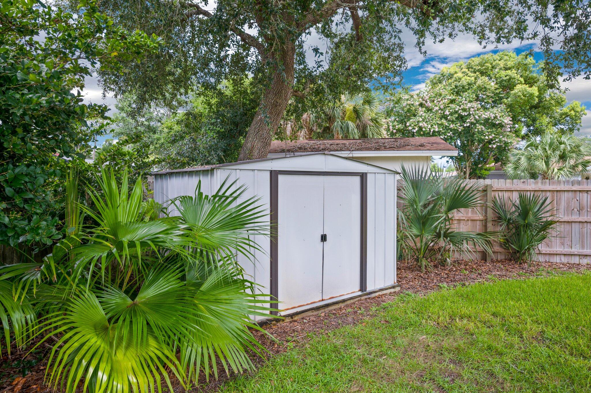 PALM ESTATES UNIT 1 - Residential