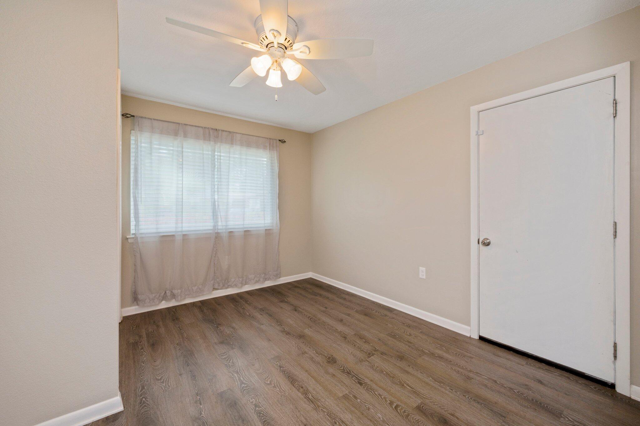 PALM ESTATES UNIT 1 - Residential