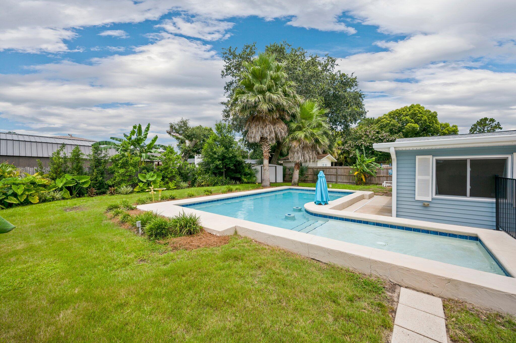 PALM ESTATES UNIT 1 - Residential