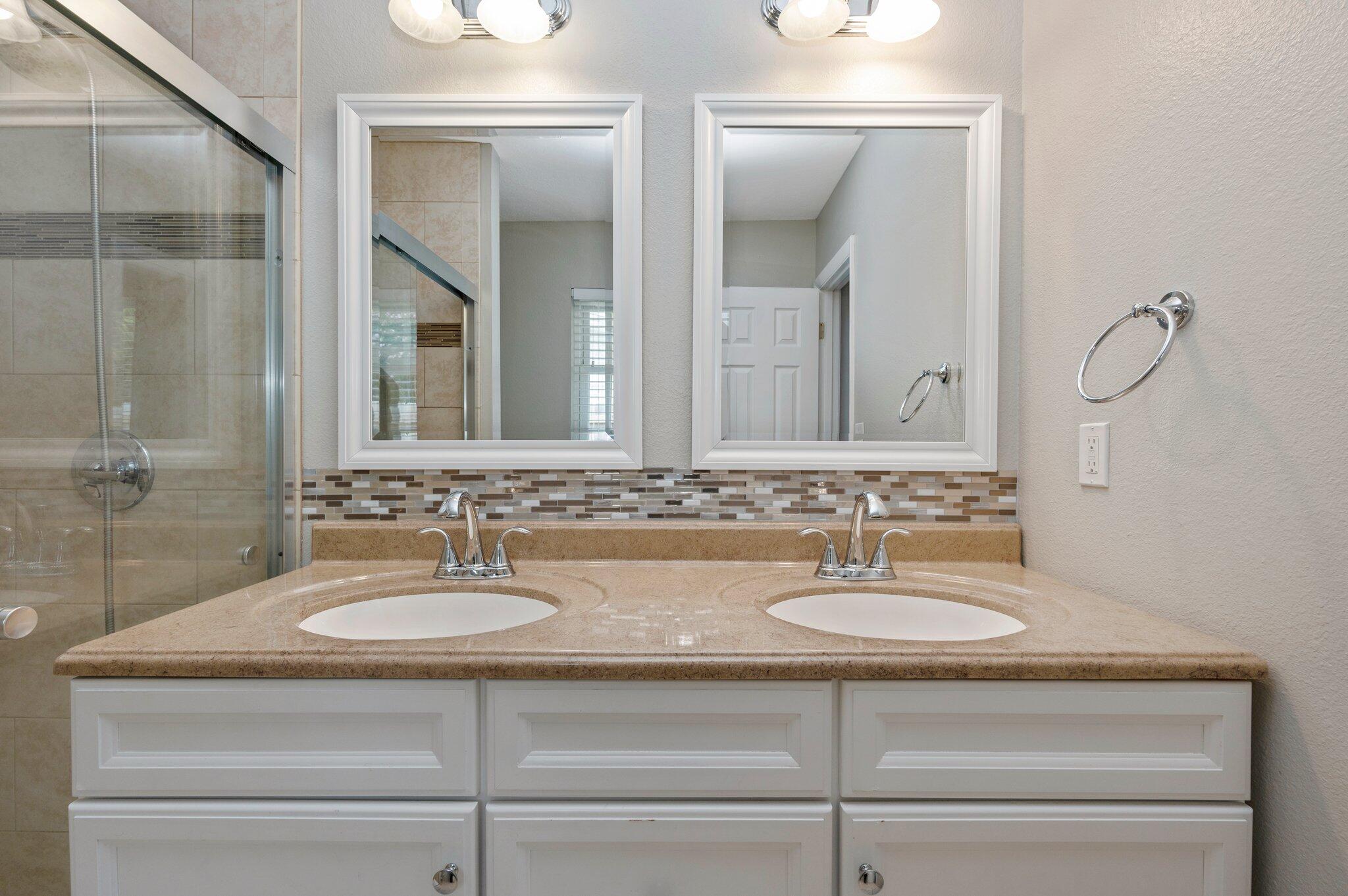 PALM ESTATES UNIT 1 - Residential