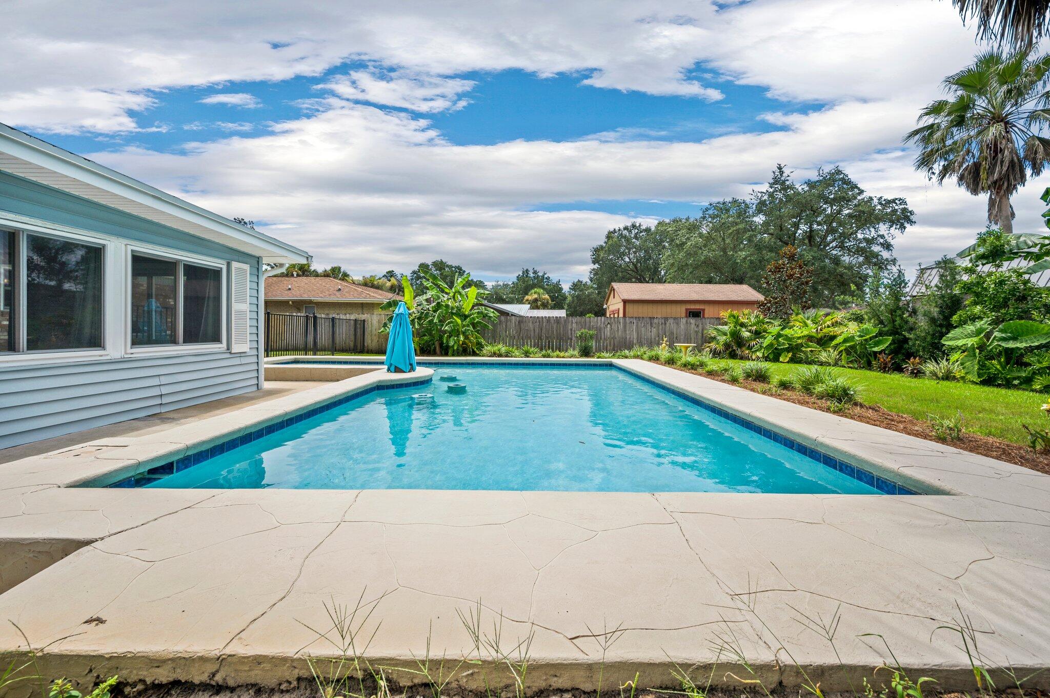 PALM ESTATES UNIT 1 - Residential