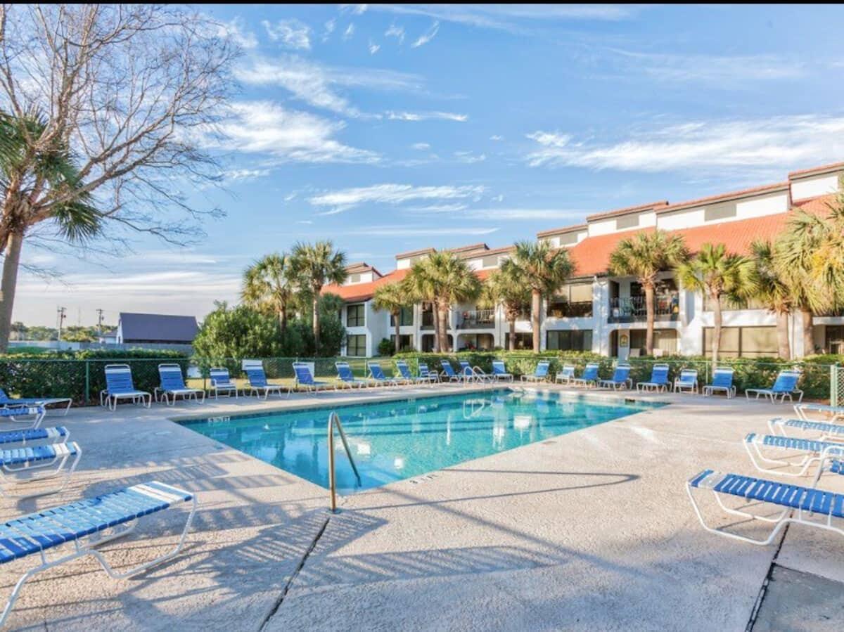 Edgewater Beach Golf Villas 1 - Residential