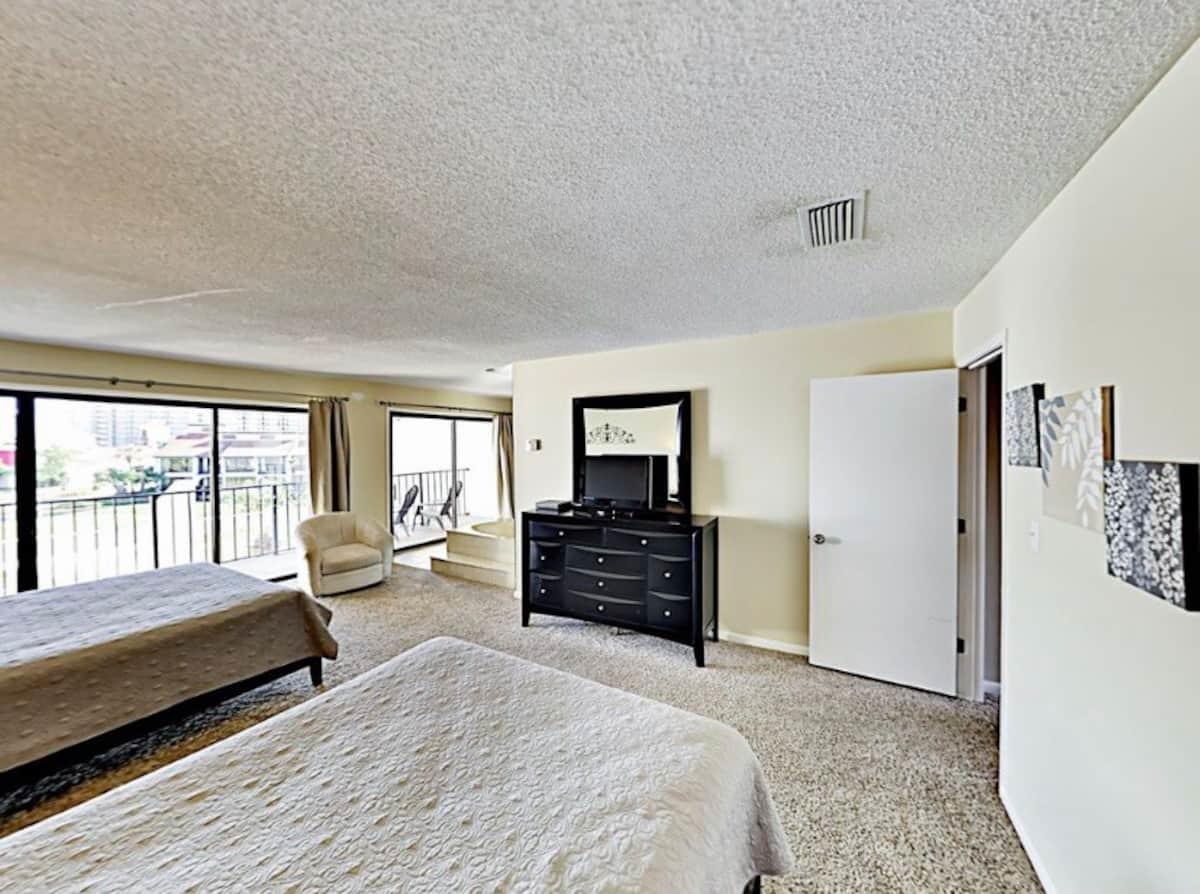 Edgewater Beach Golf Villas 1 - Residential