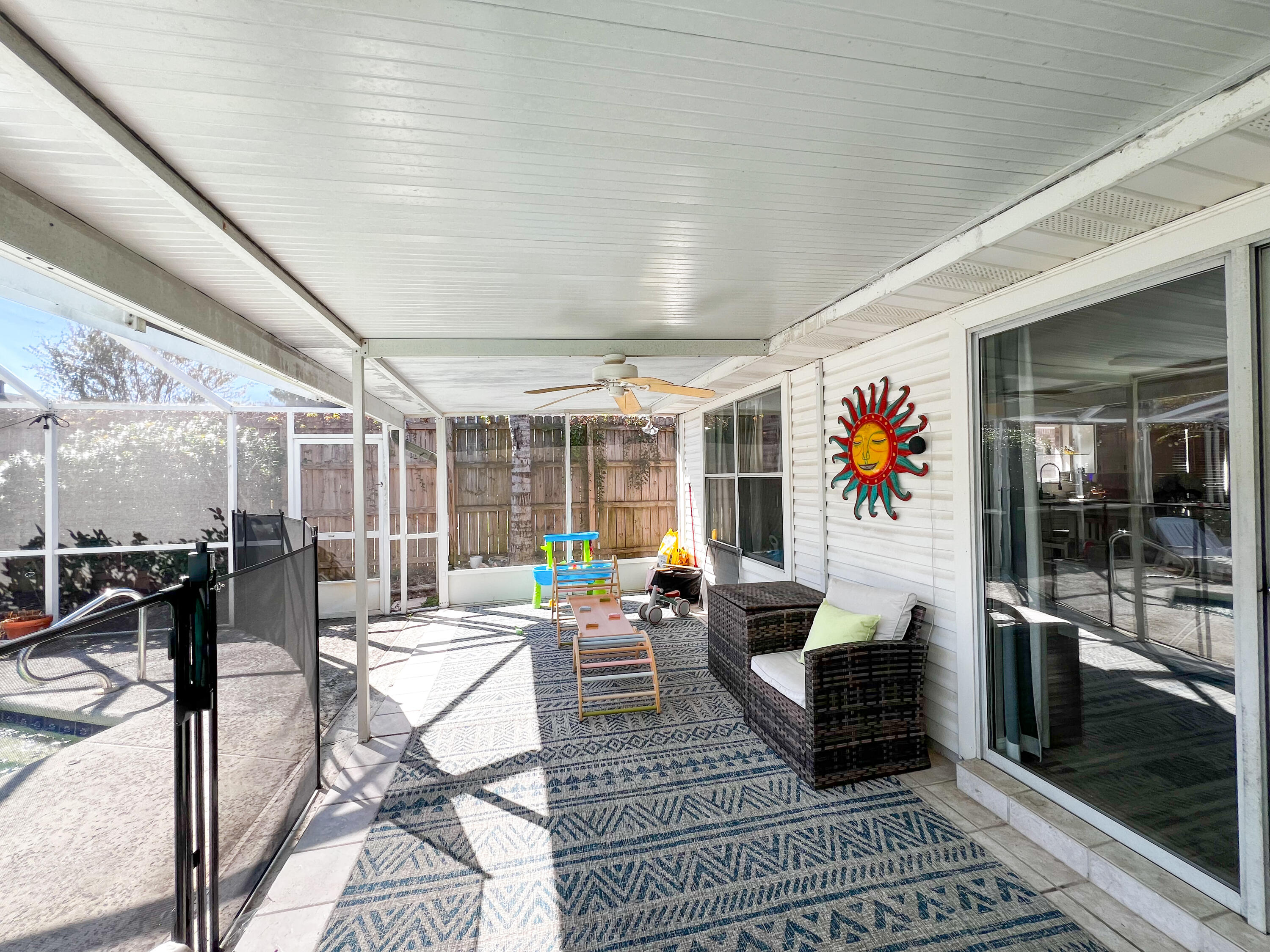 HARBOR BREEZE 1ST ADDN - Residential