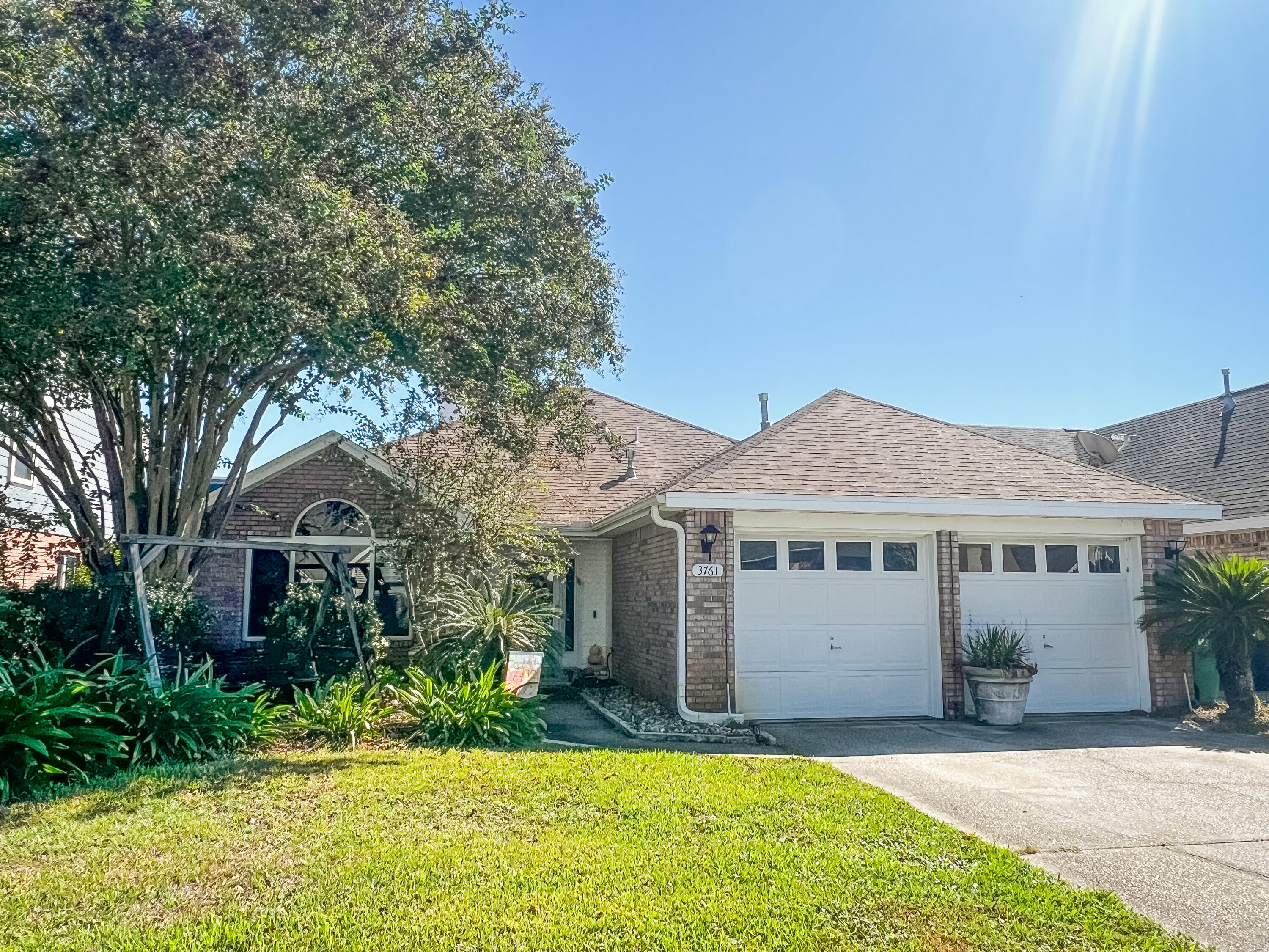 Beautifully updated 3BR/2BA home offering 1,794 sq ft of comfortable, coastal living in the desirable Harbor Breeze neighborhood!! An open-concept design and split-bedroom layout create a comfortable flow that extends to the screened-in pool area with a new safety fence (2024). The kitchen boasts new countertops, backsplash, and appliances, while the master suite impresses with a stunning custom bathroom renovation. Additional updates include new flooring throughout, new AC unit (2024), pool pump (2022), new perimeter fence (2024), and updated lawn irrigation (2025). Centrally located for easy access to both back streets and Hwy 98, this home is just minutes from the sugar-white beaches, HarborWalk Village, Destin Commons, and everything Destin has to offer.