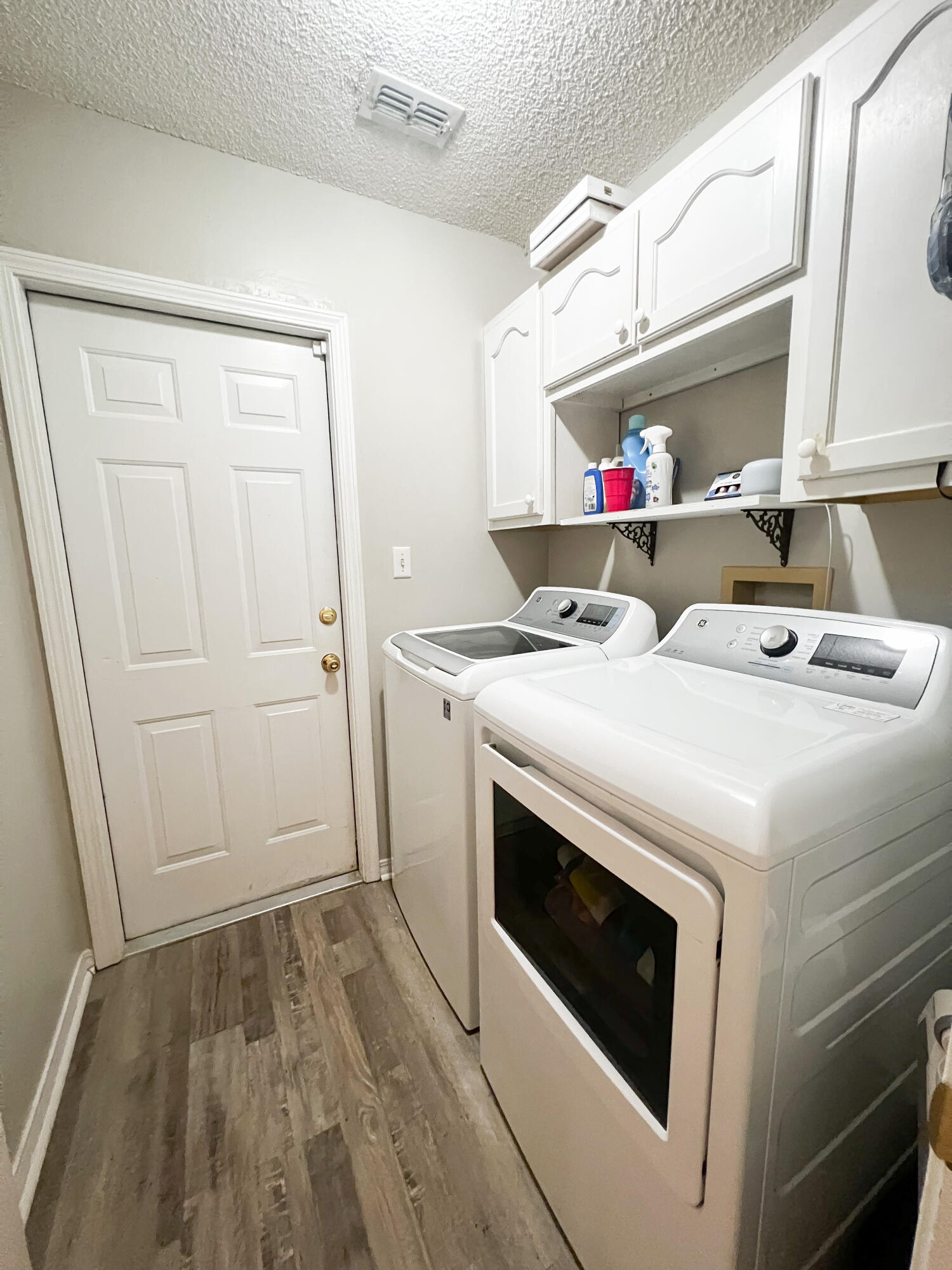 HARBOR BREEZE 1ST ADDN - Residential