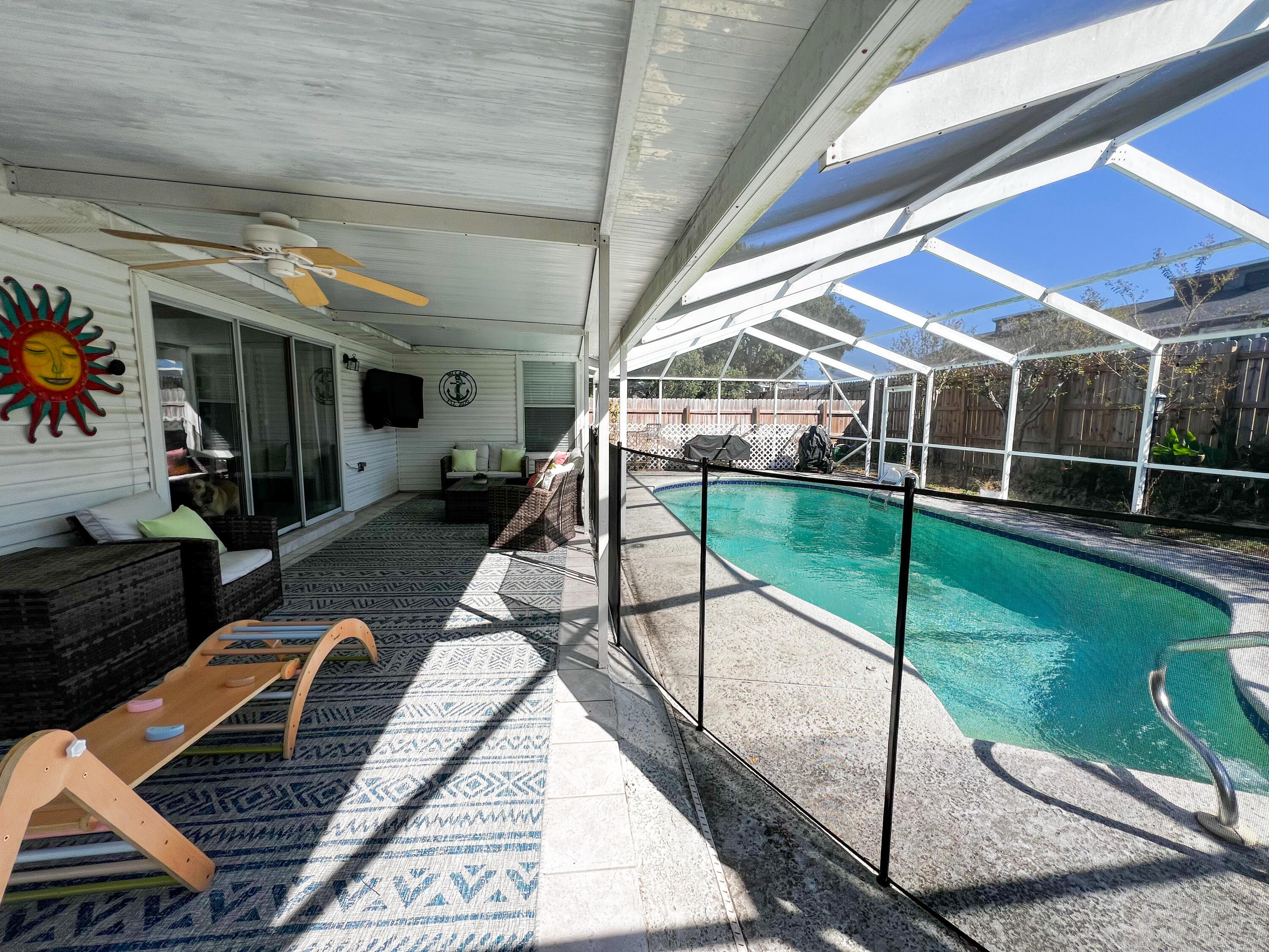 HARBOR BREEZE 1ST ADDN - Residential