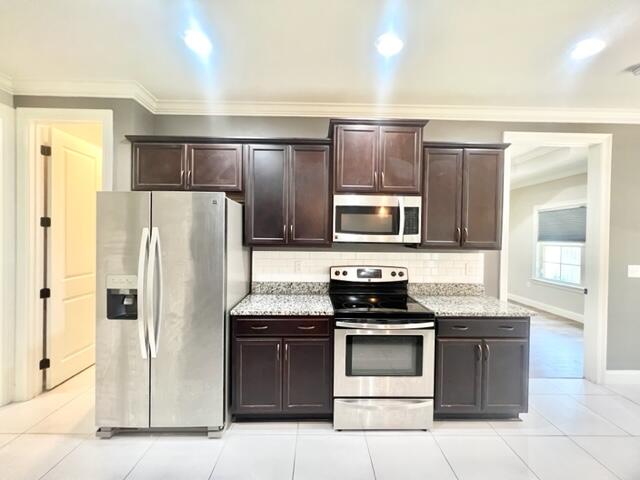 CEDAR LAKE - Residential Lease