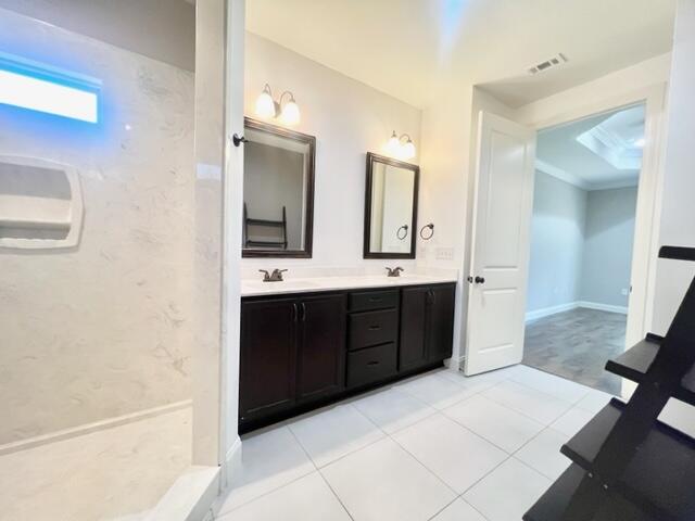 CEDAR LAKE - Residential Lease