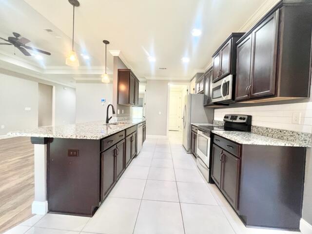 CEDAR LAKE - Residential Lease