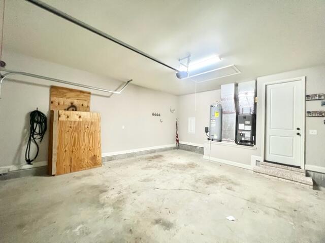 CEDAR LAKE - Residential Lease