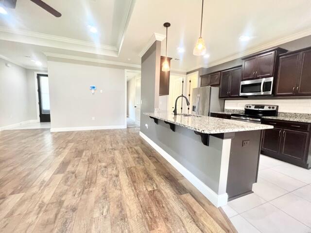 CEDAR LAKE - Residential Lease