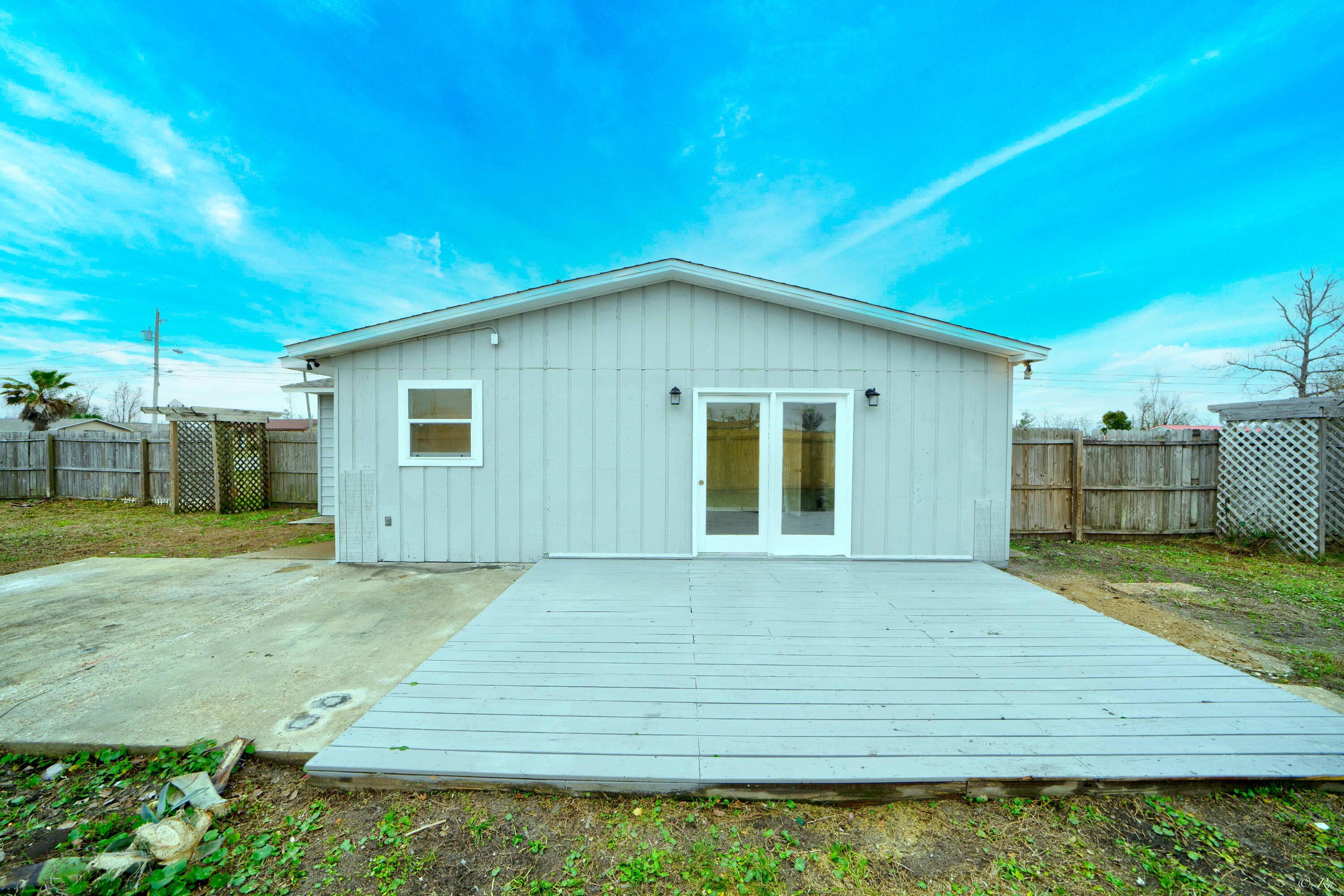 LYNN HAVEN - Residential