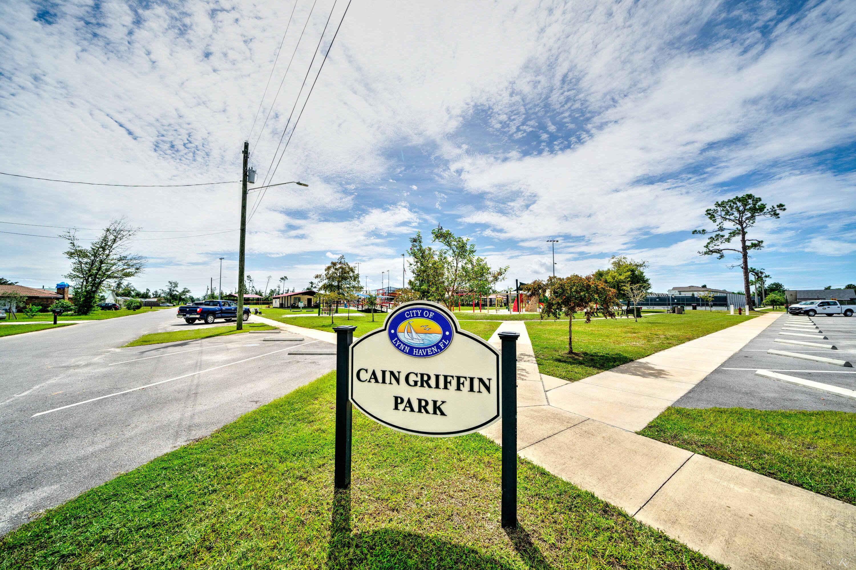 LYNN HAVEN - Residential