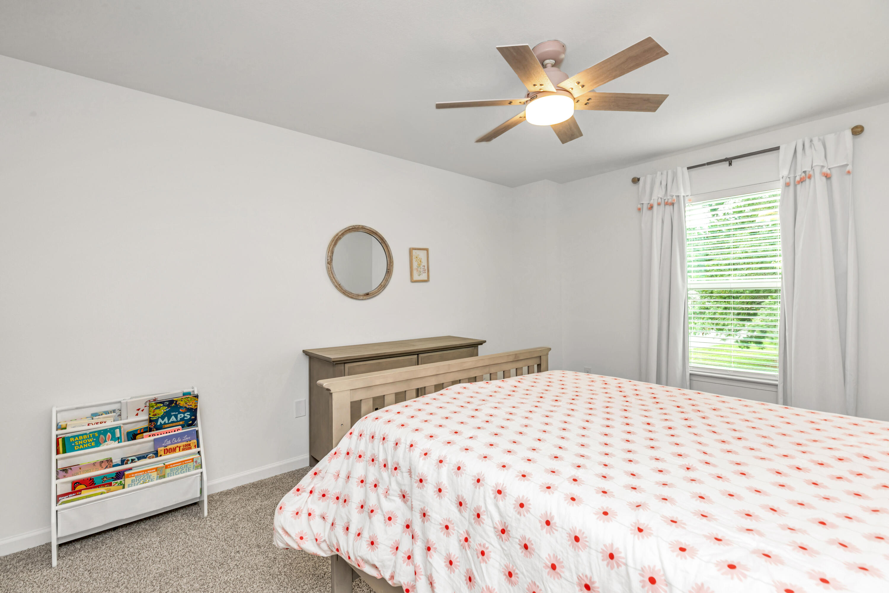 LAGRANGE LANDING - Residential