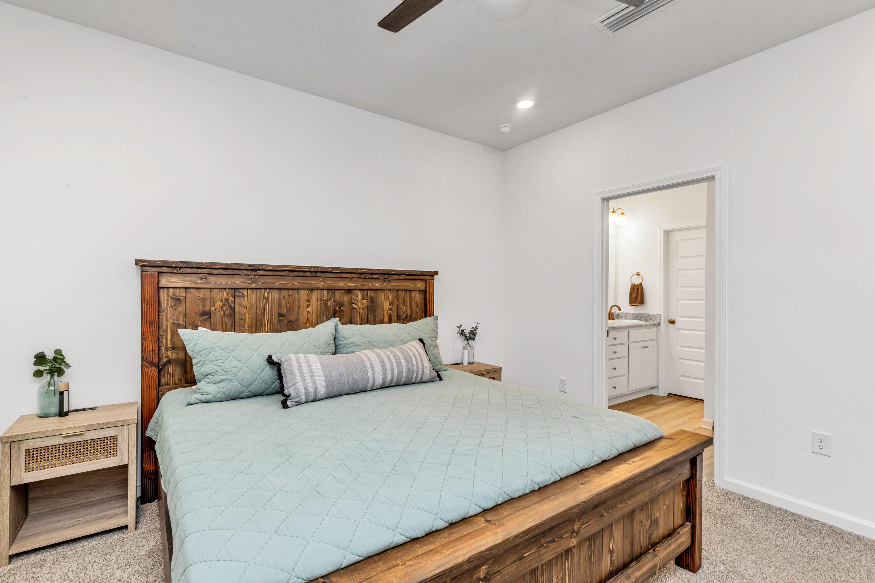 LAGRANGE LANDING - Residential