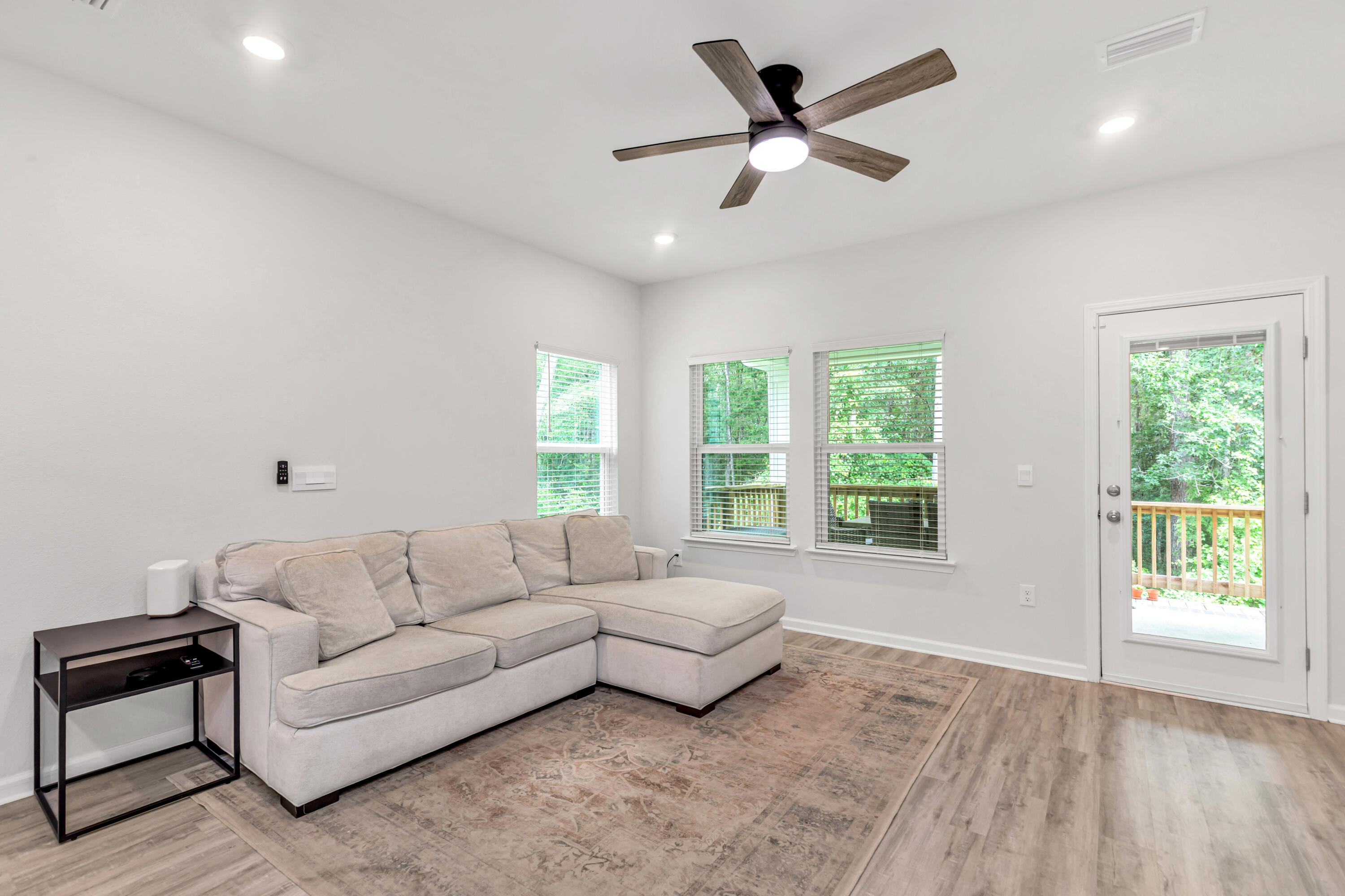 LAGRANGE LANDING - Residential