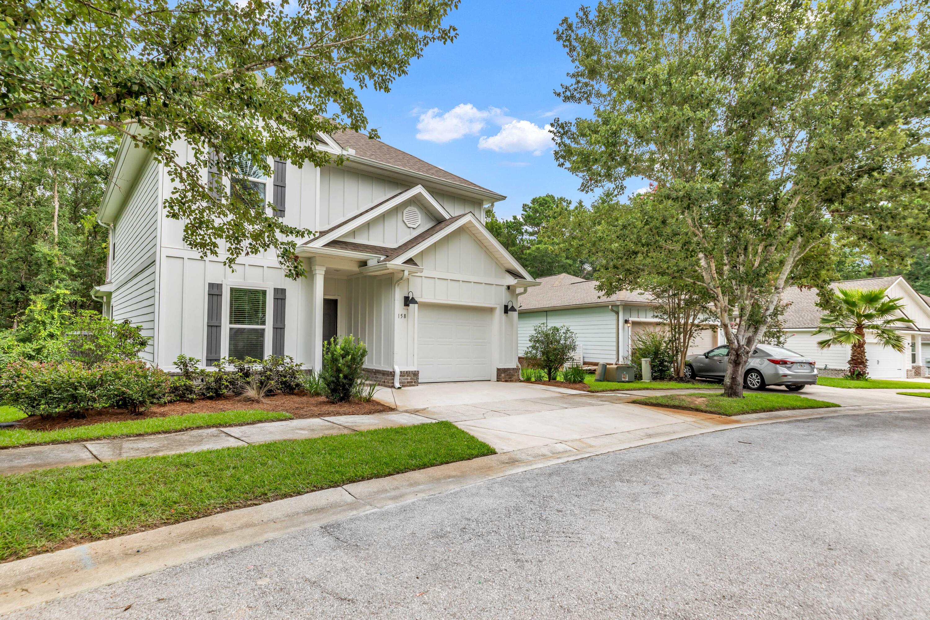 LAGRANGE LANDING - Residential