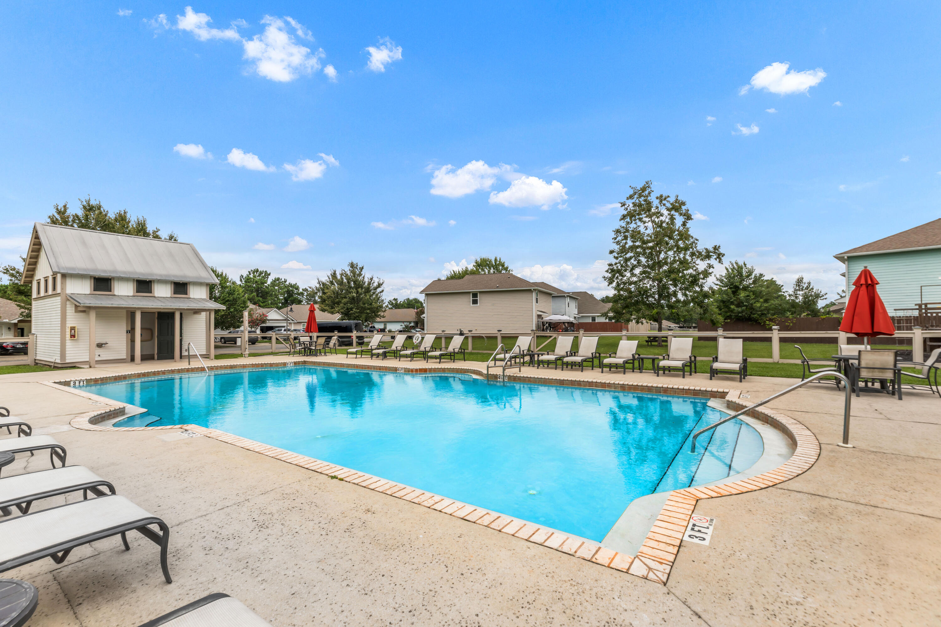 LAGRANGE LANDING - Residential