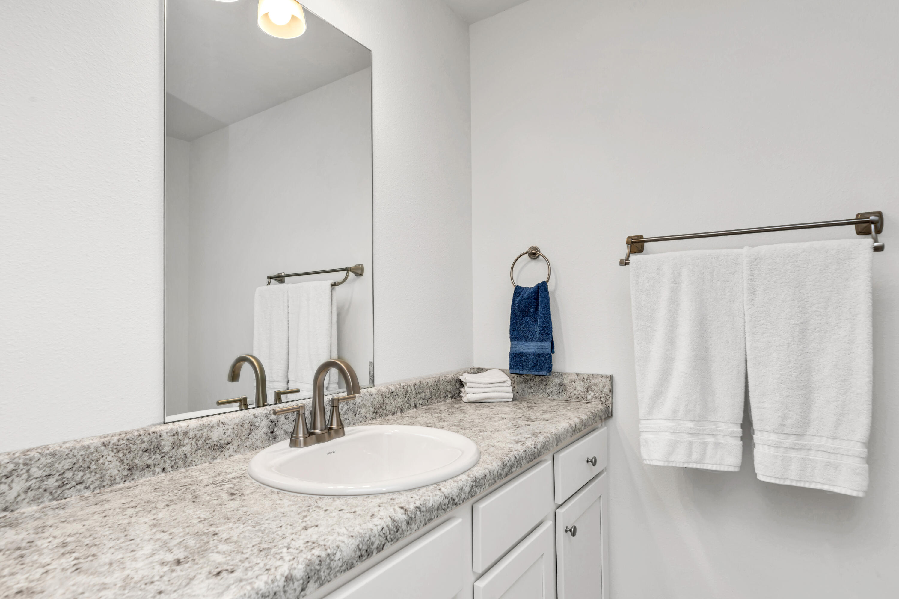 LAGRANGE LANDING - Residential