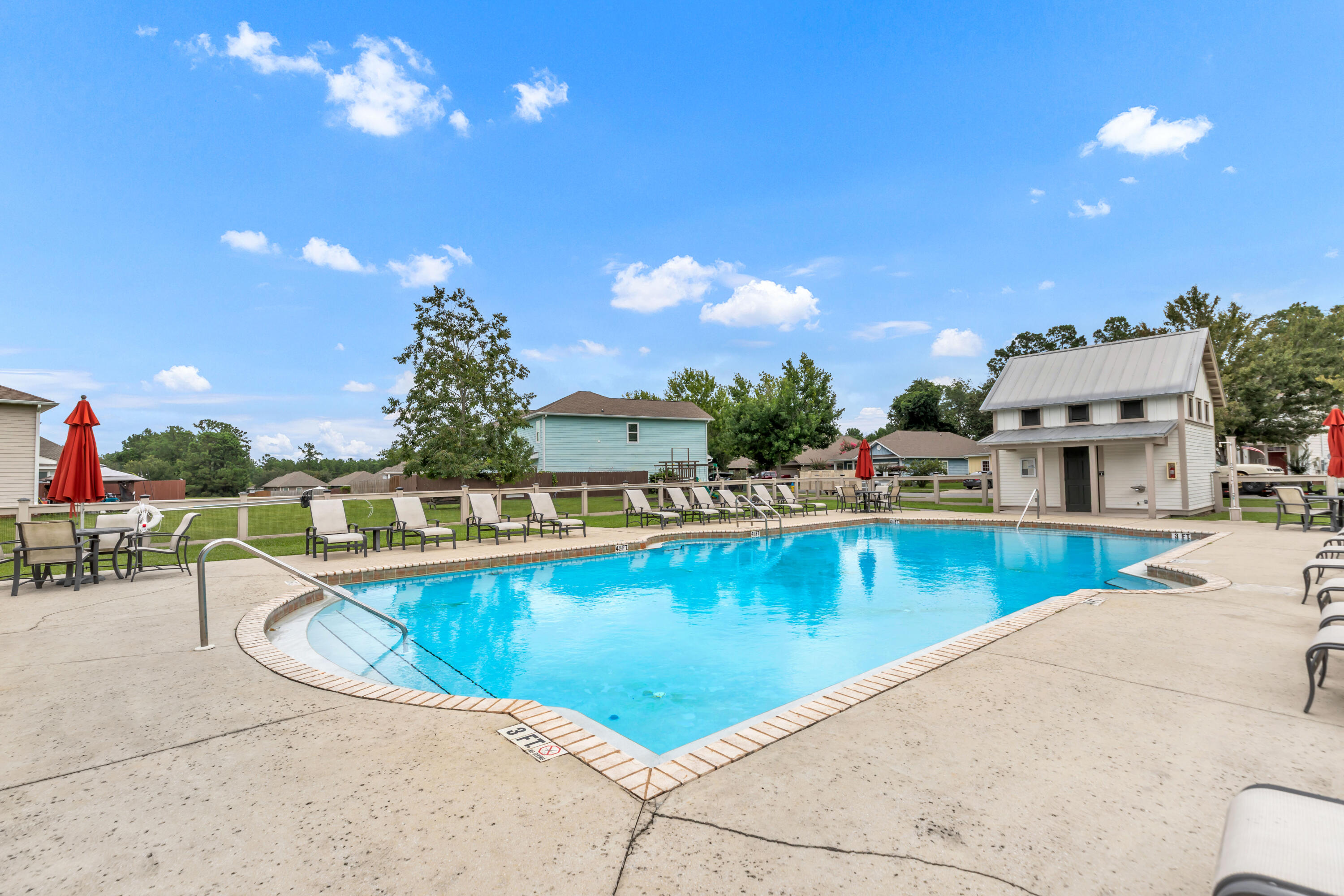 LAGRANGE LANDING - Residential
