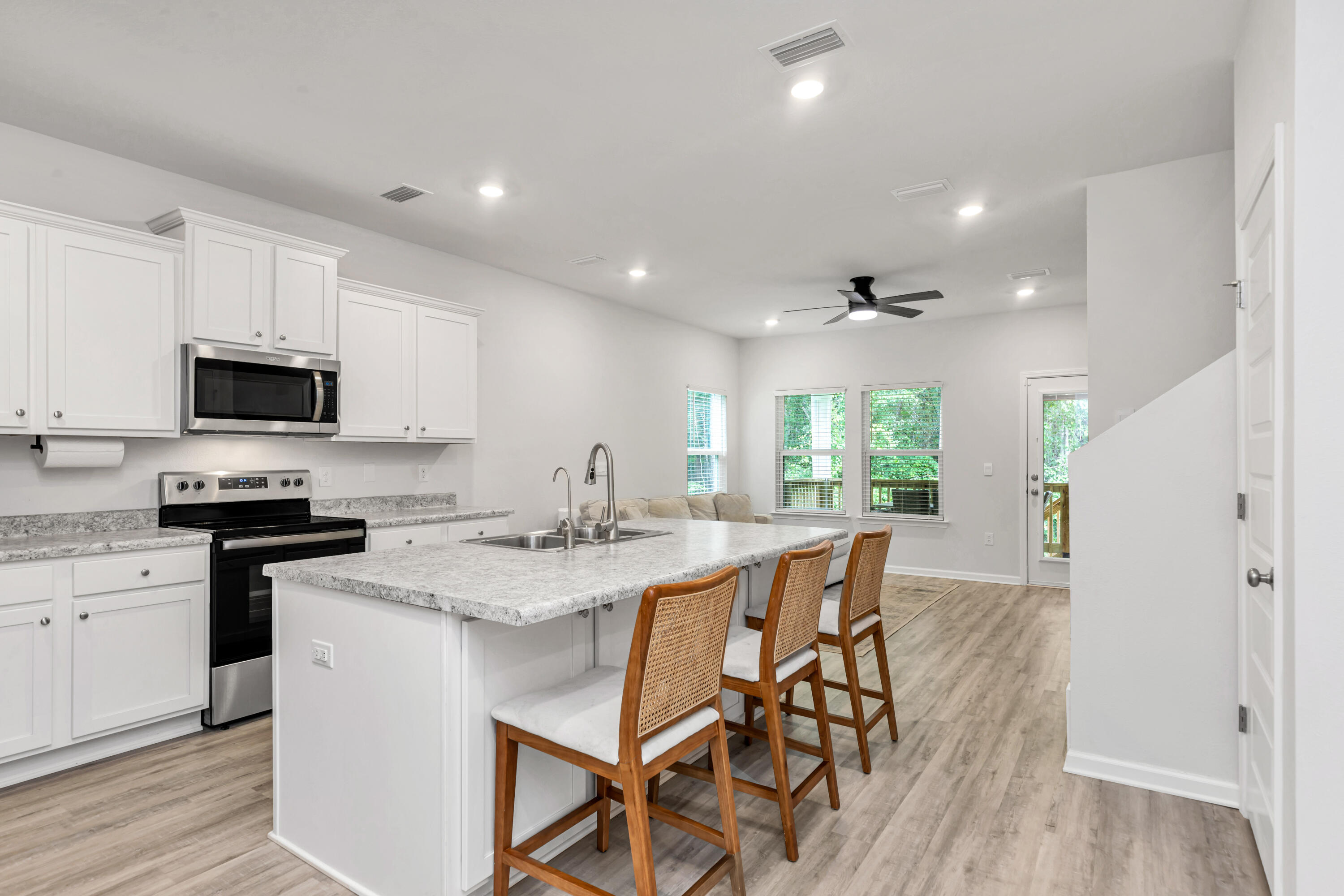 LAGRANGE LANDING - Residential