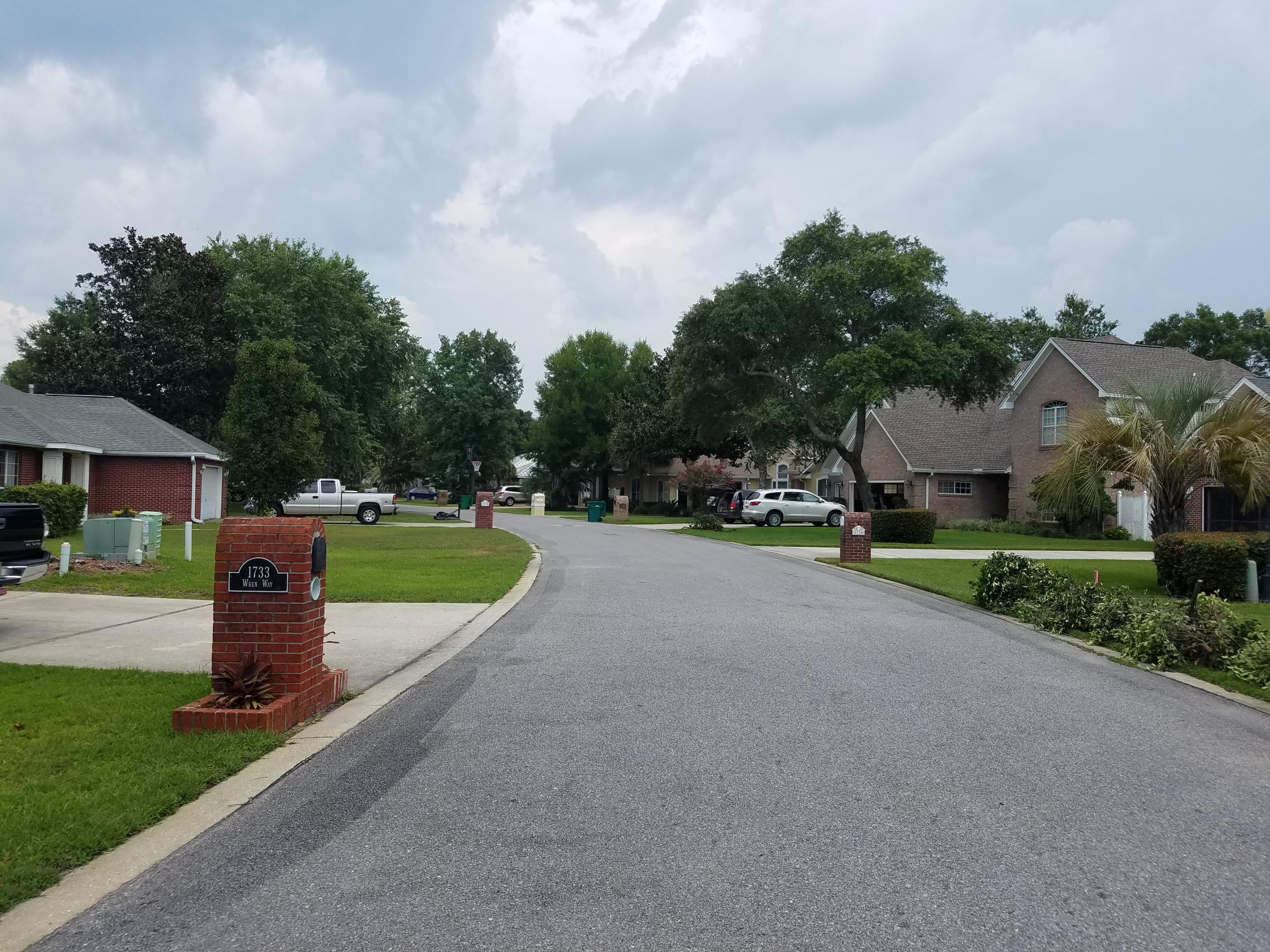 MAGNOLIA FOREST S/D LOT 6 - Residential