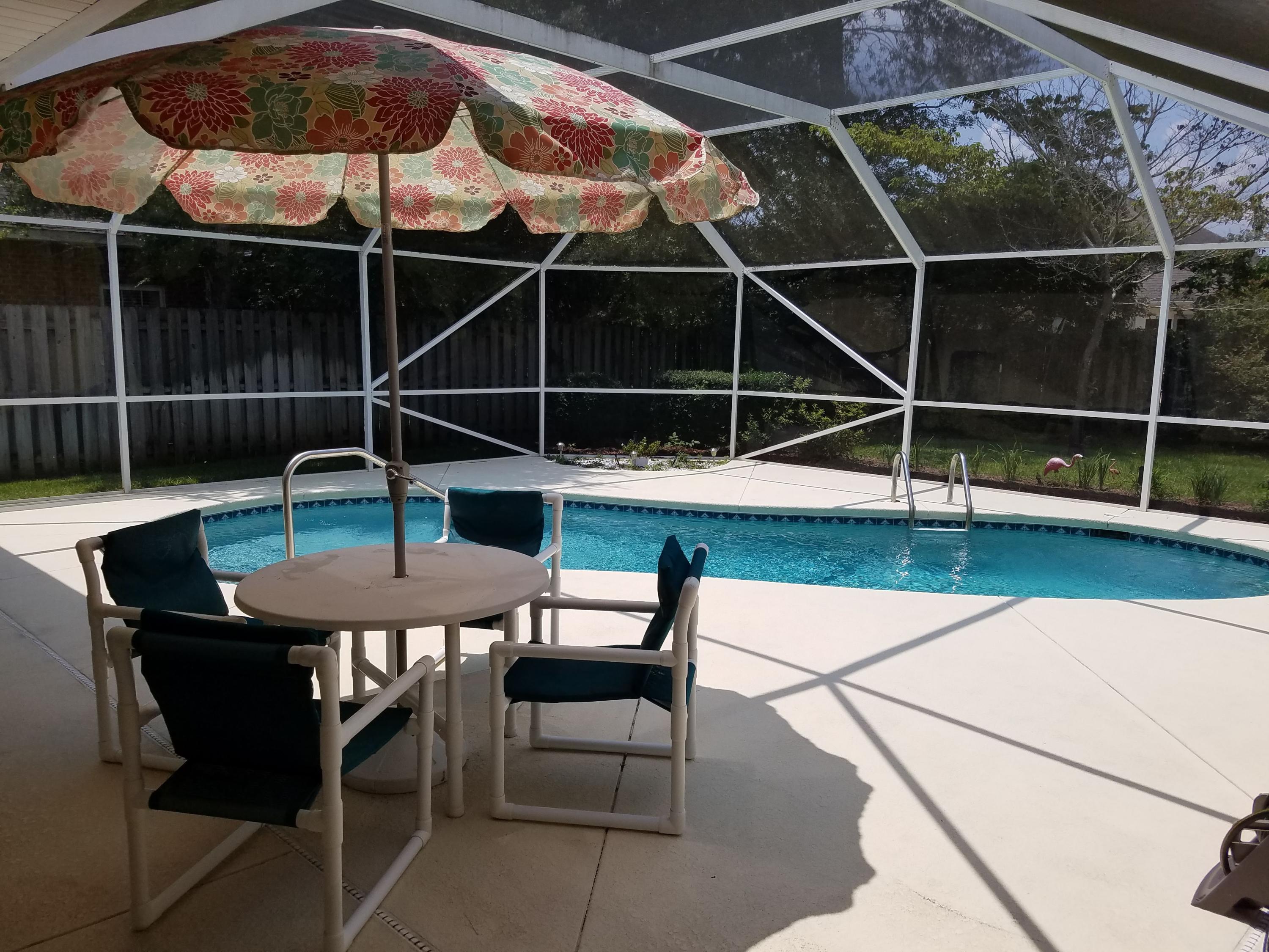 MAGNOLIA FOREST S/D LOT 6 - Residential