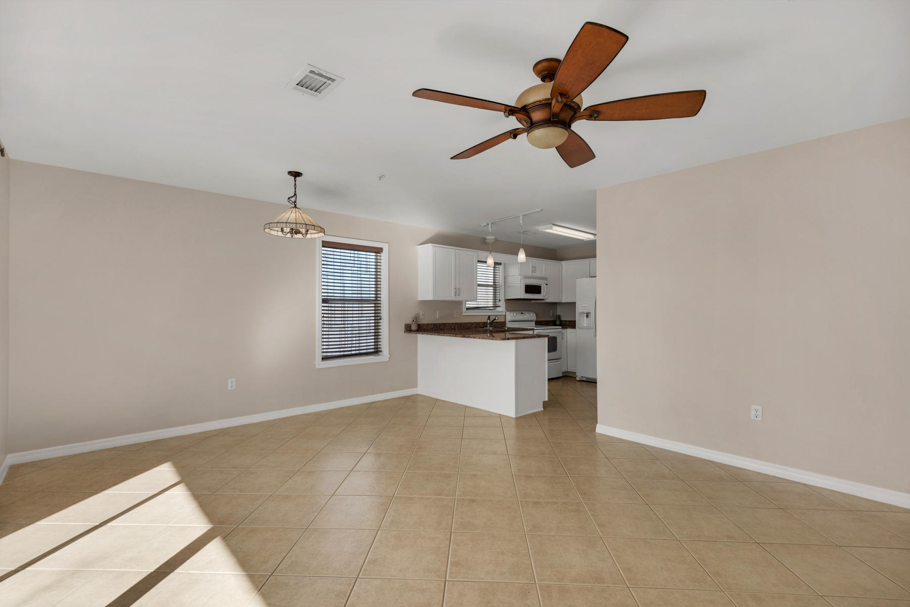 ST MARTIN BEACHWALK PH 2 - Residential