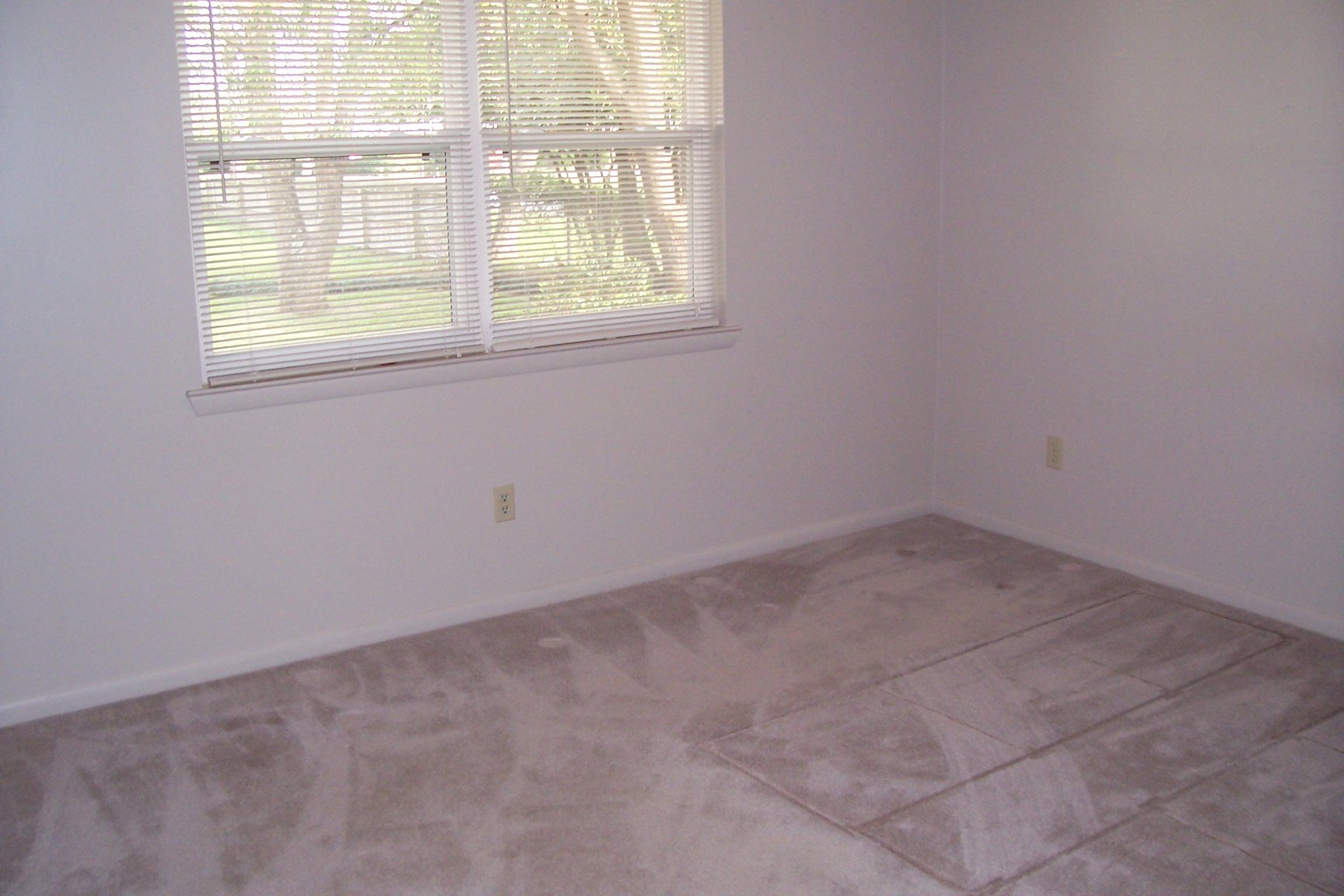 OAKLAND ADD LOT 1 BLK 12 - Residential