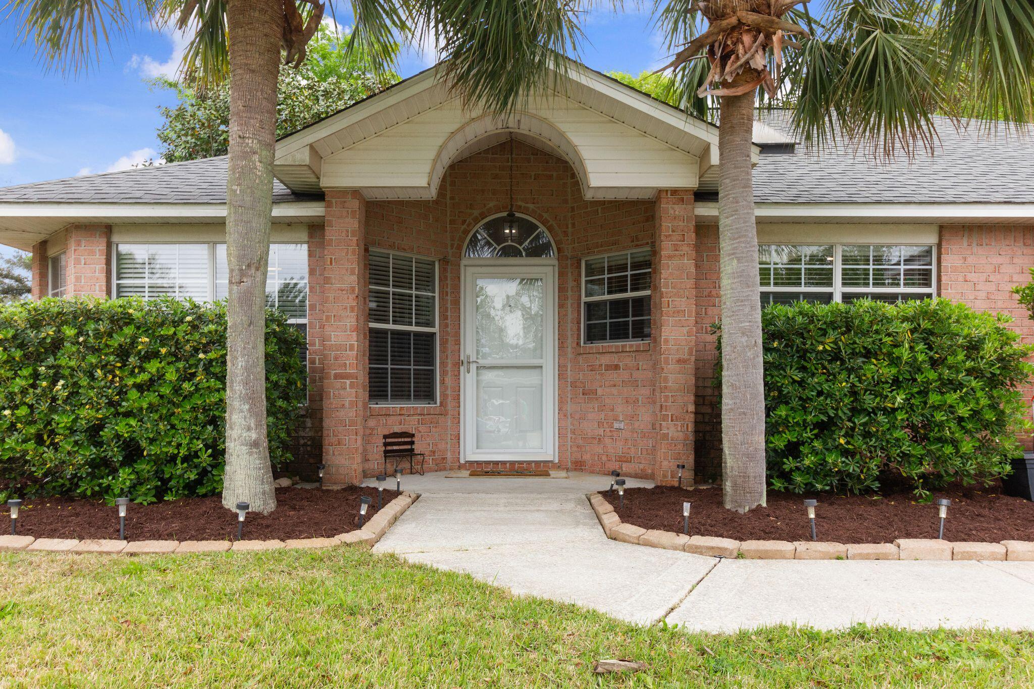 SHADOW OAK S/D LOT 28 - Residential Lease