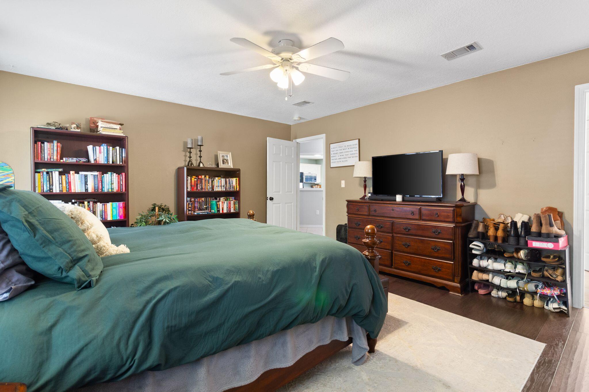 SHADOW OAK S/D LOT 28 - Residential Lease