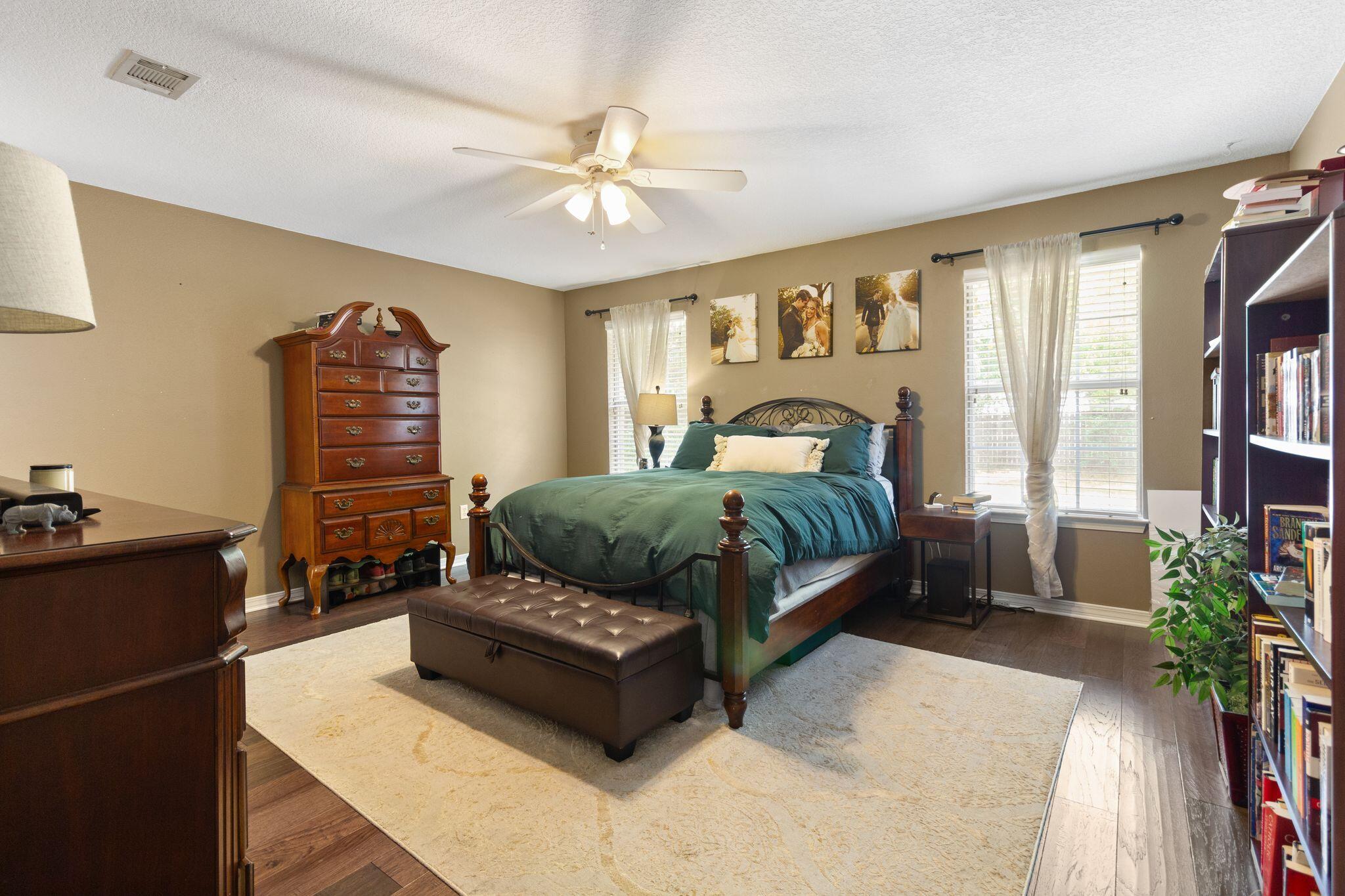 SHADOW OAK S/D LOT 28 - Residential Lease