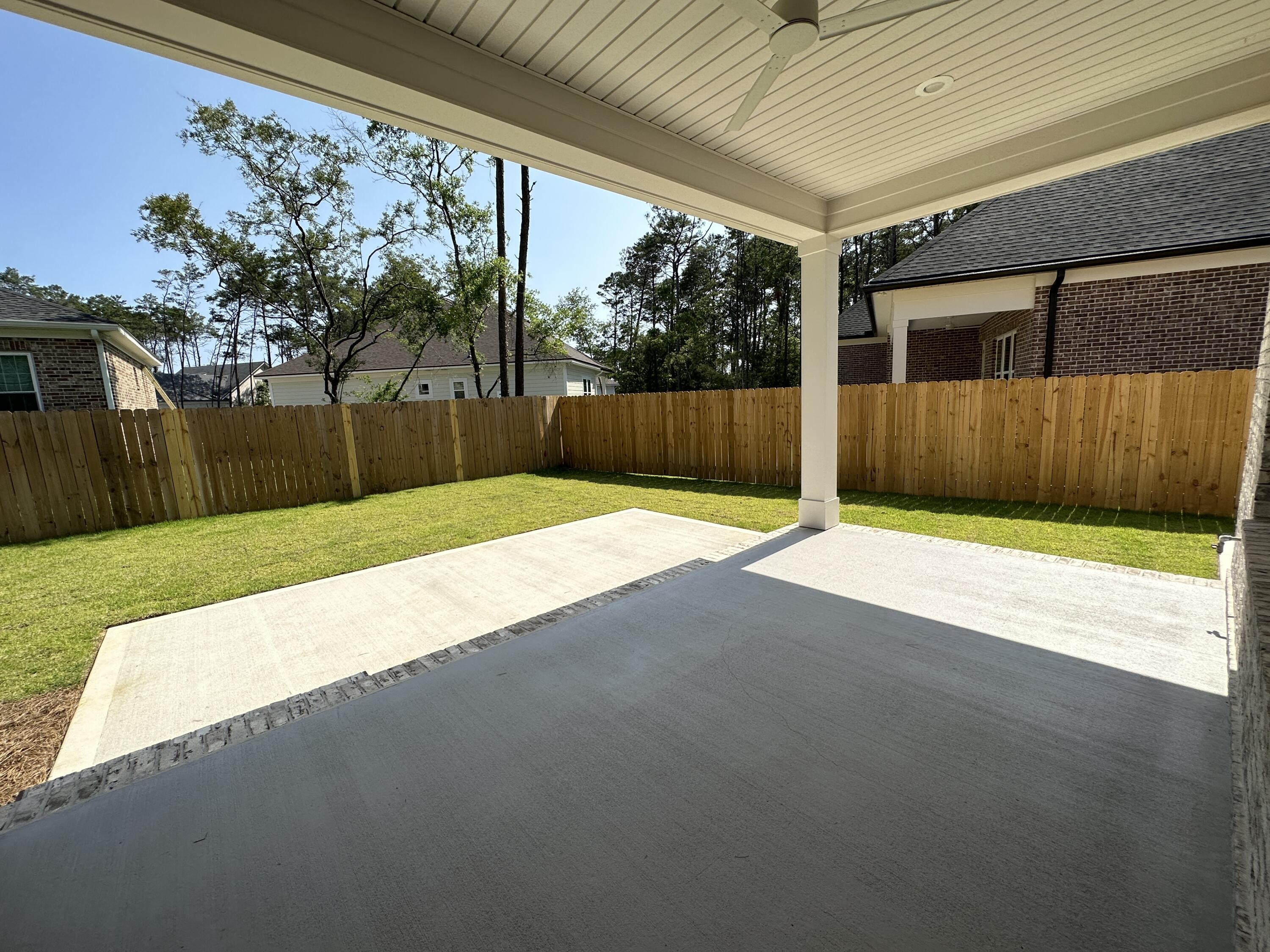 DEER MOSS CREEK - Residential