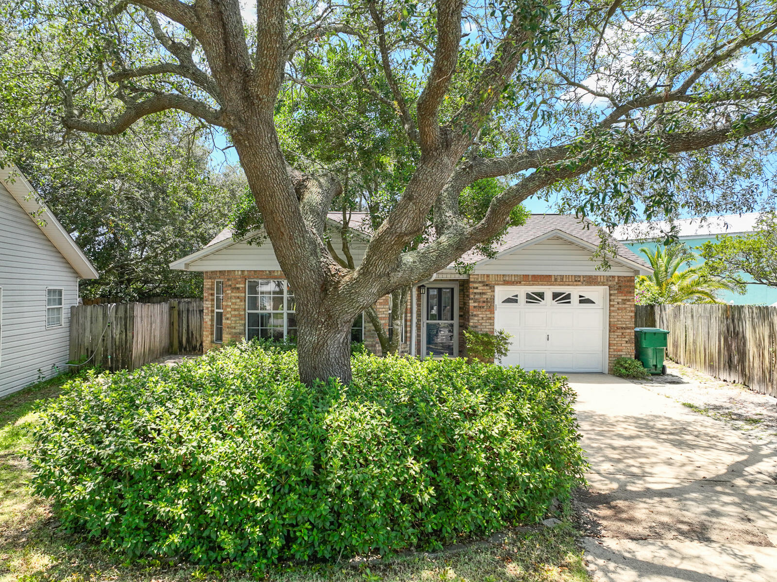 COVENTRY CORNERS - Residential