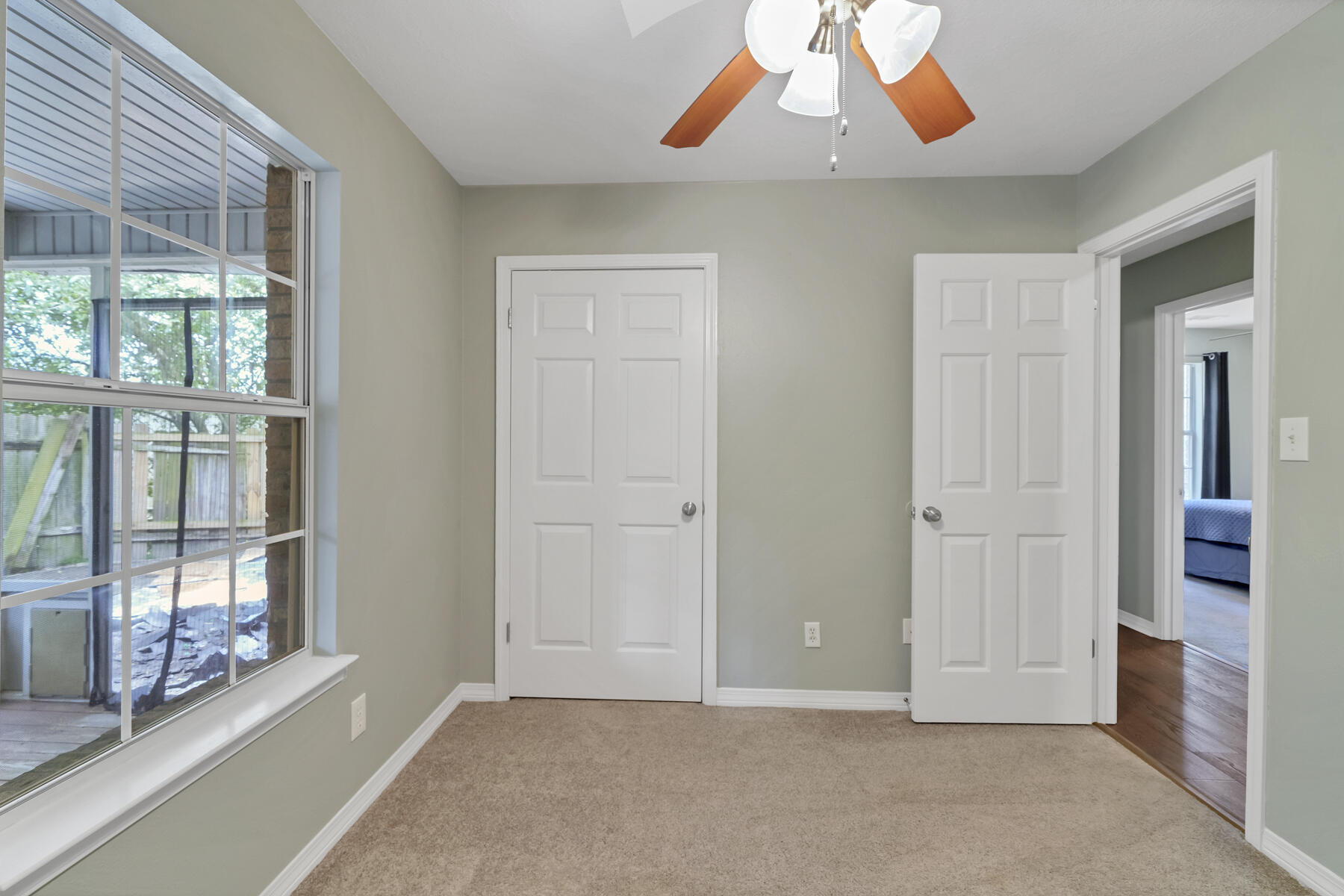 COVENTRY CORNERS - Residential