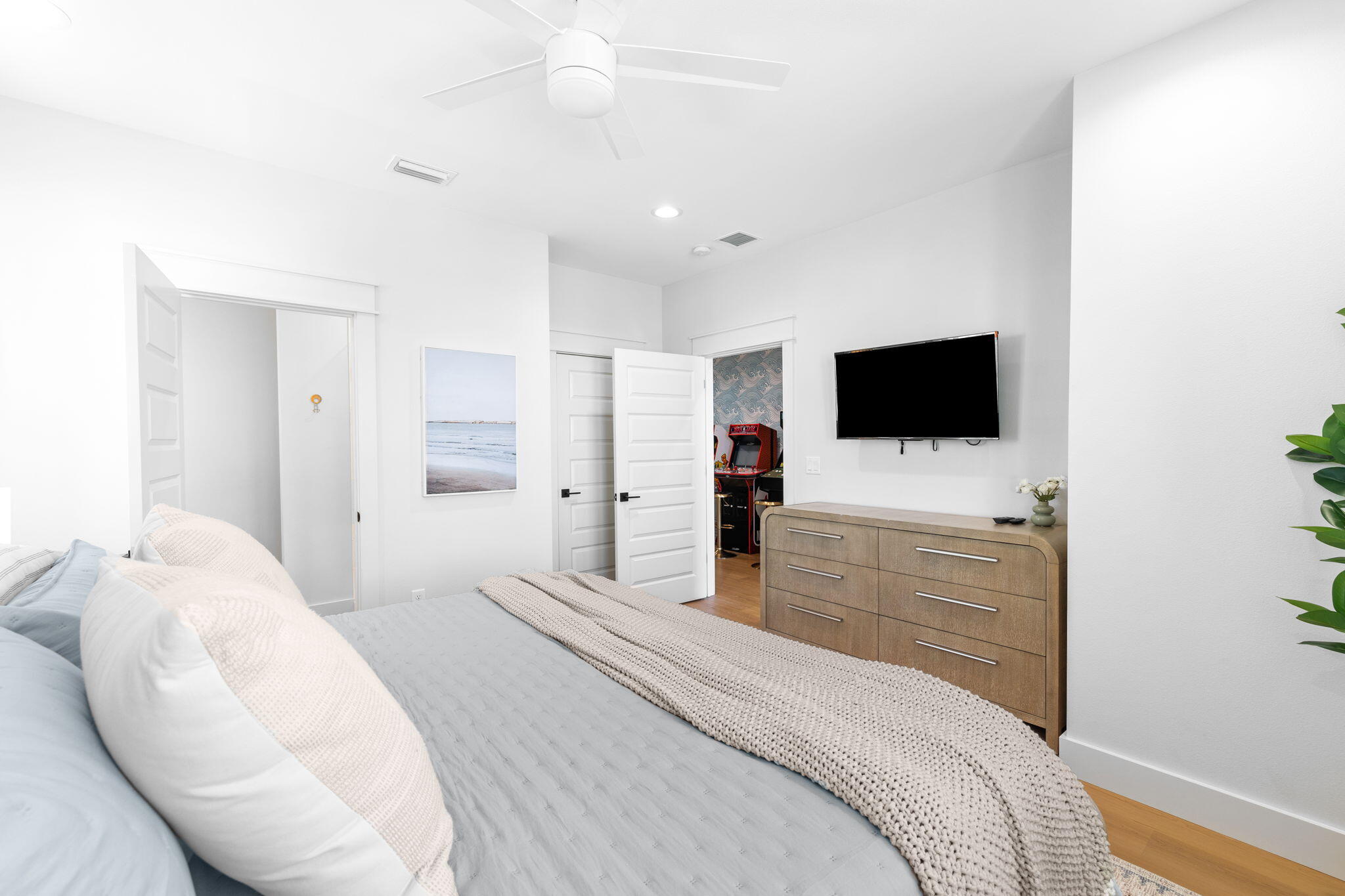 FRANGISTA BEACH 2ND ADDN - Residential