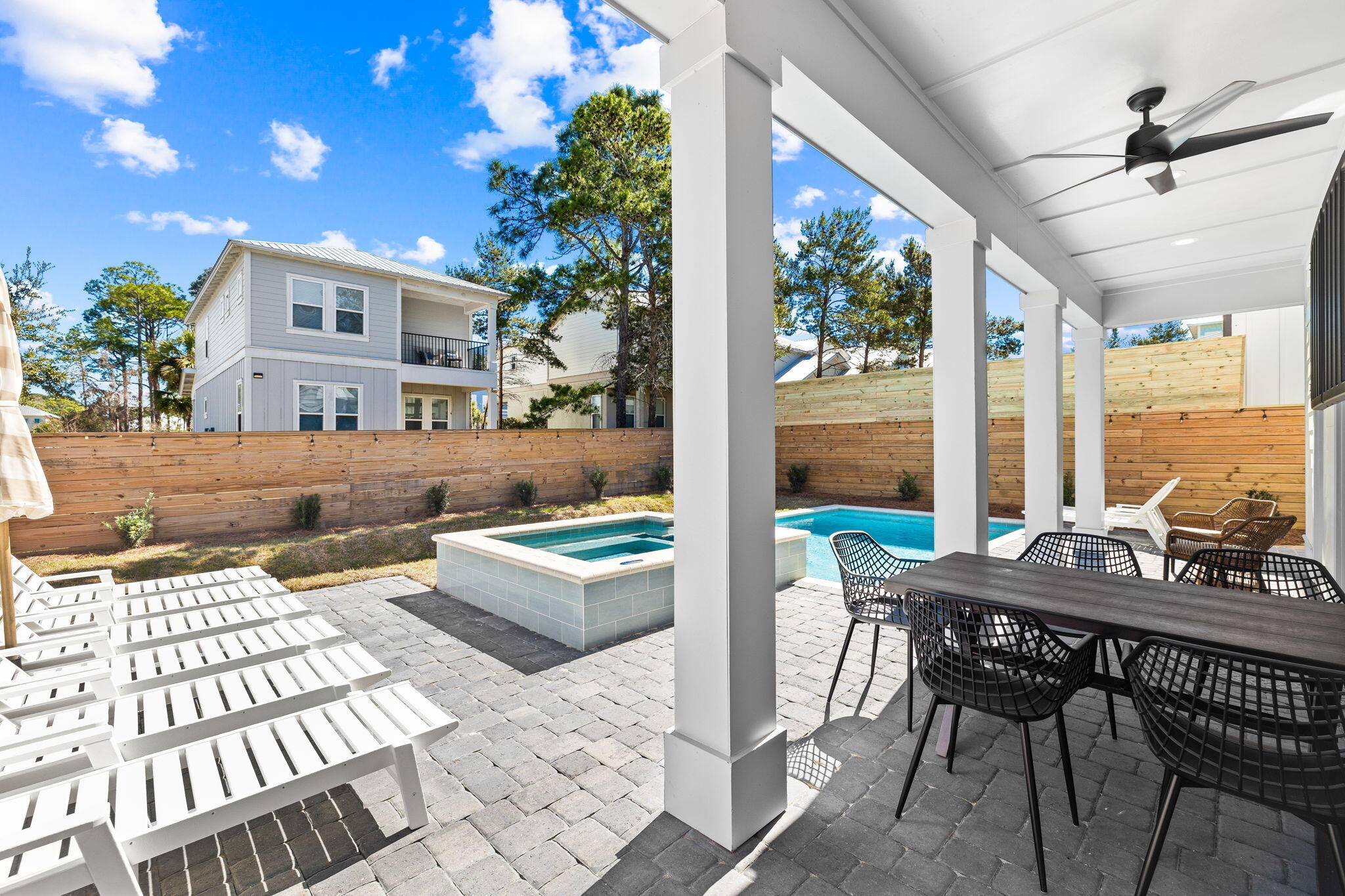 FRANGISTA BEACH 2ND ADDN - Residential