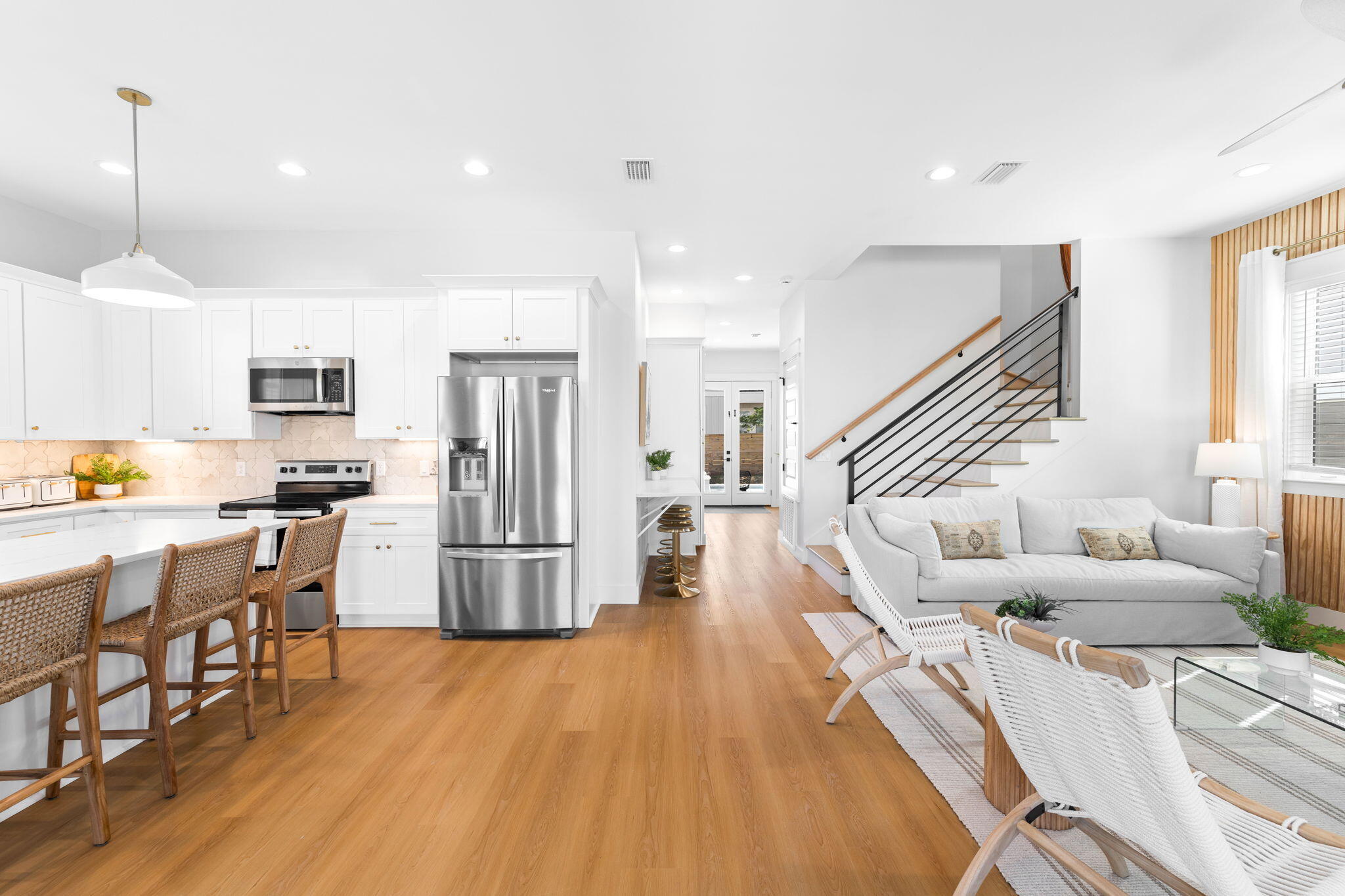FRANGISTA BEACH 2ND ADDN - Residential