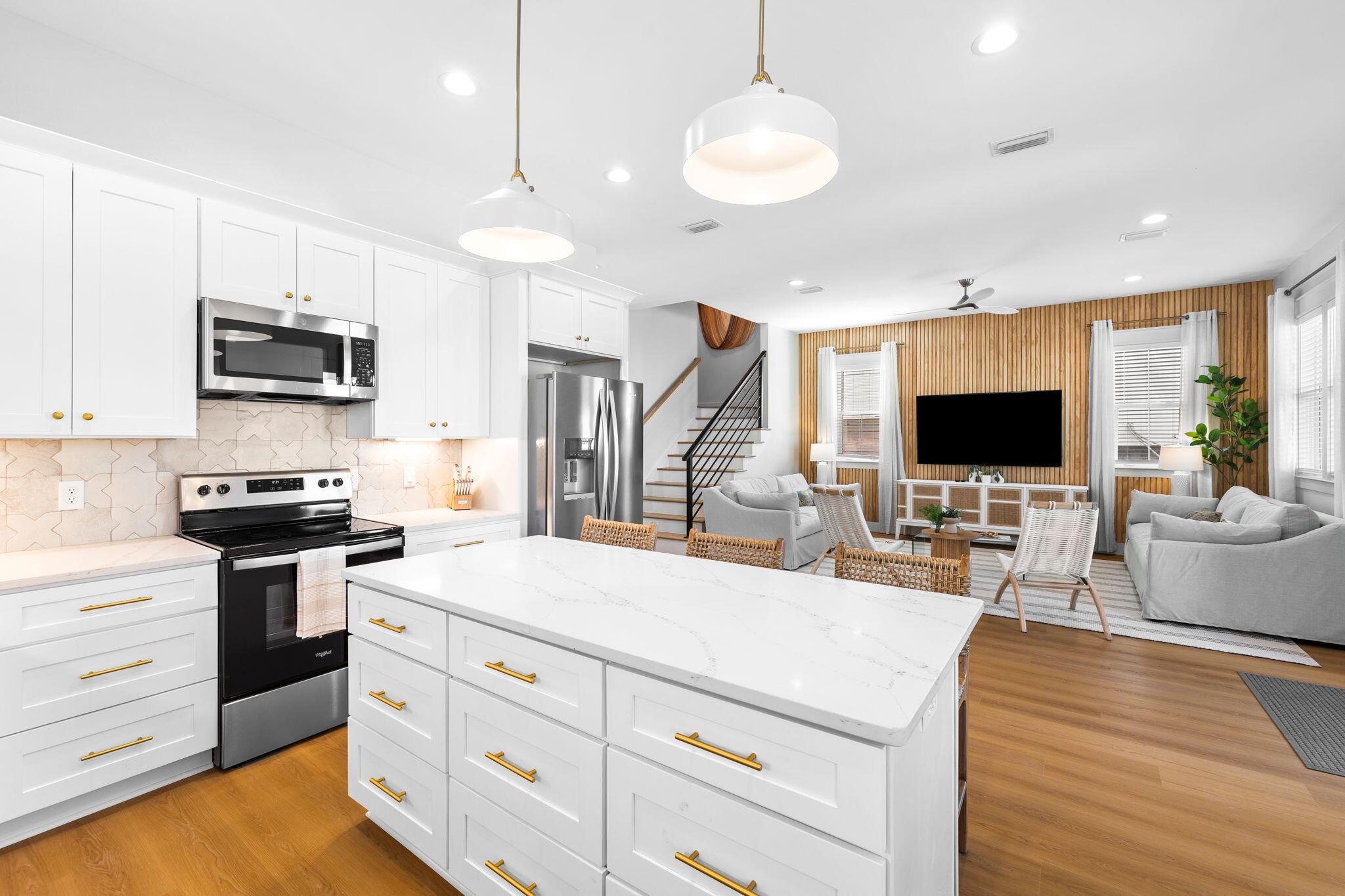 FRANGISTA BEACH 2ND ADDN - Residential