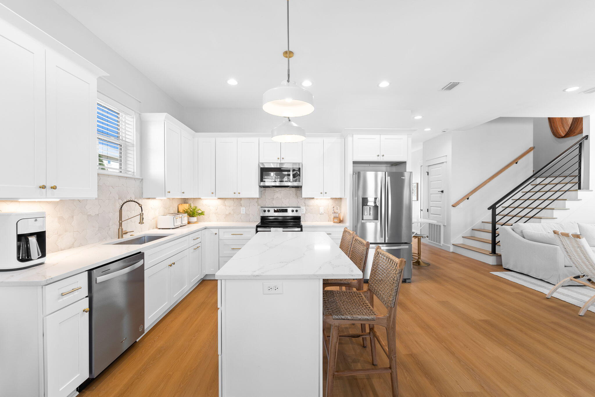 FRANGISTA BEACH 2ND ADDN - Residential