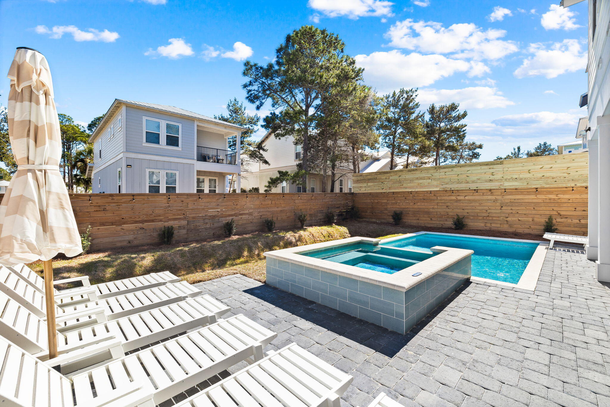FRANGISTA BEACH 2ND ADDN - Residential