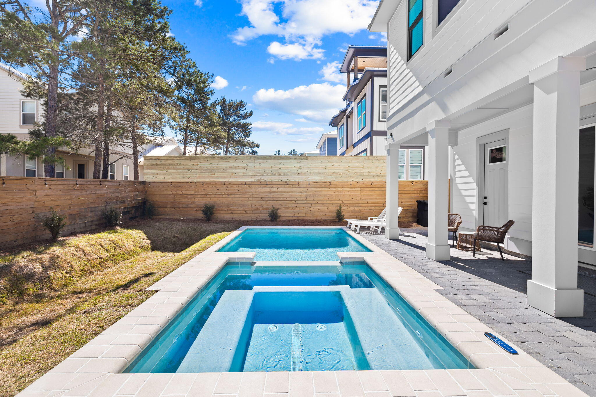 FRANGISTA BEACH 2ND ADDN - Residential