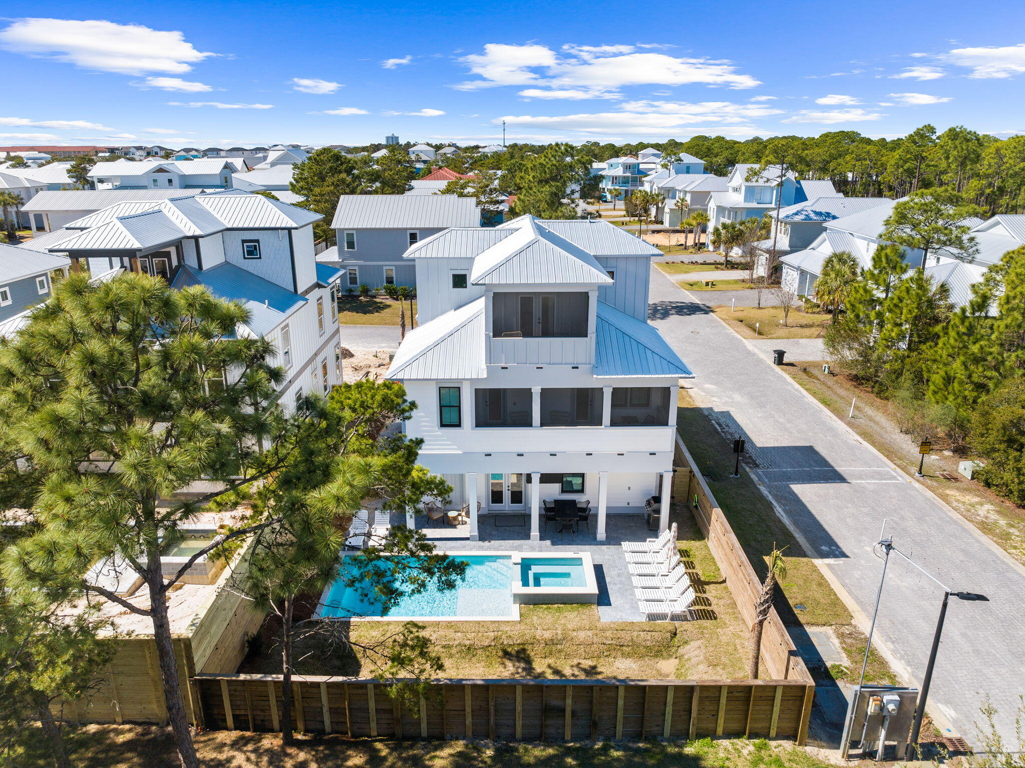 FRANGISTA BEACH 2ND ADDN - Residential