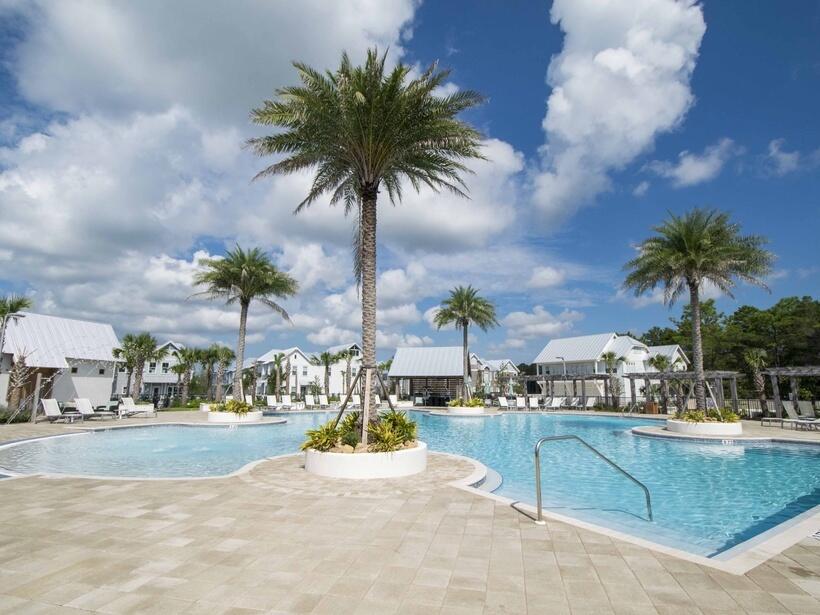 PROMINENCE NORTH - Residential