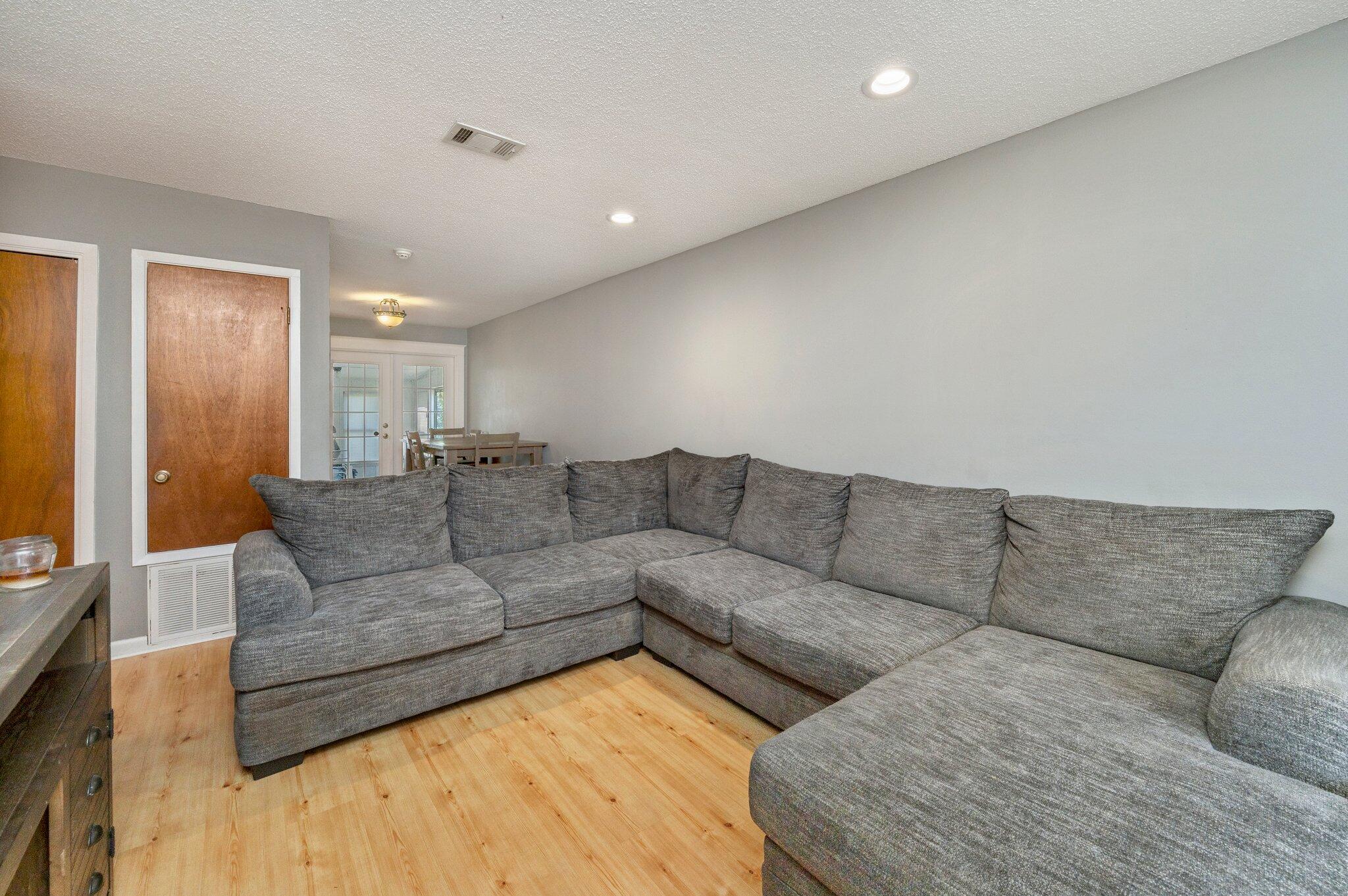 CRESCENT HEIGHTS - Residential