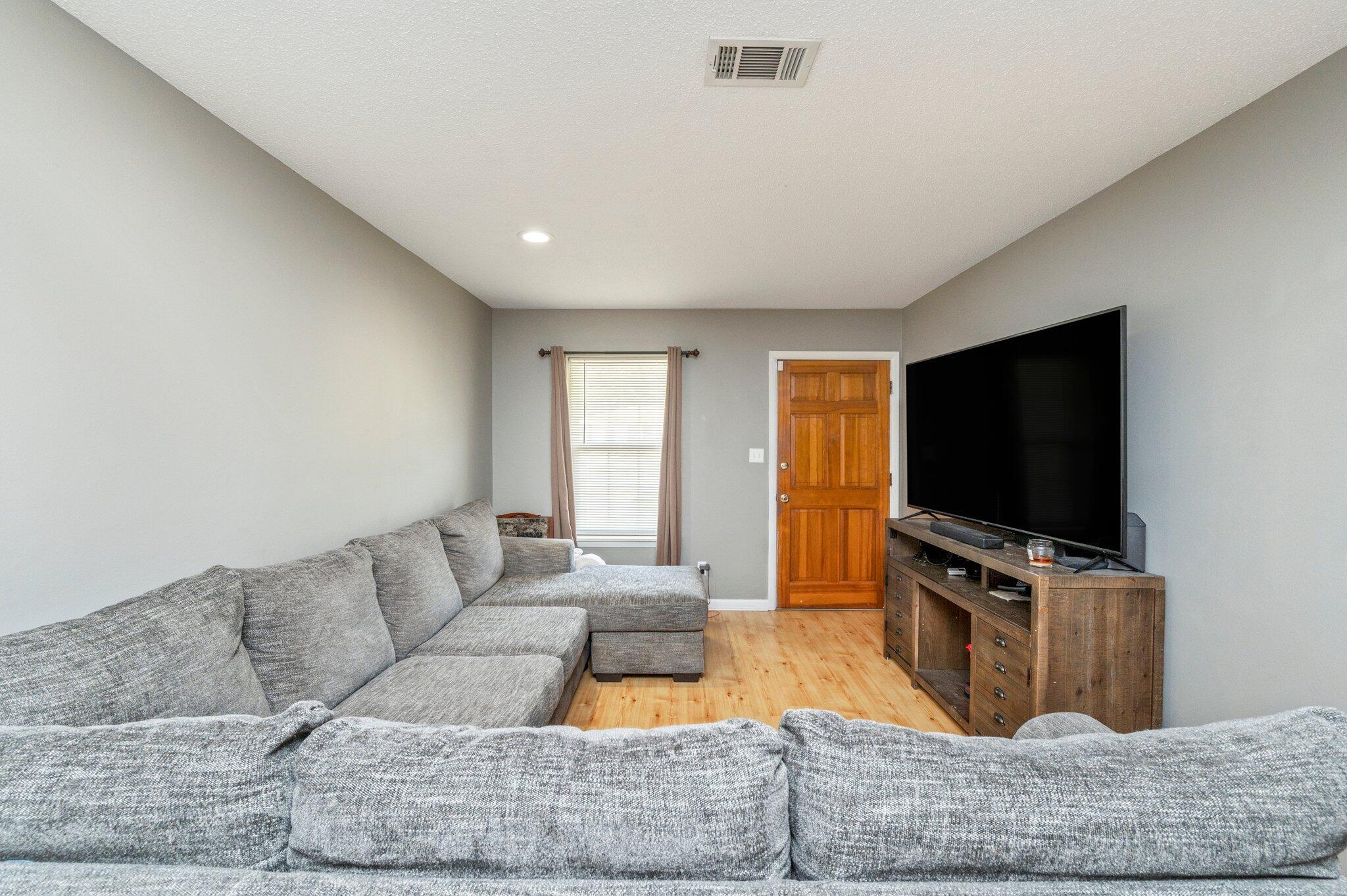 CRESCENT HEIGHTS - Residential