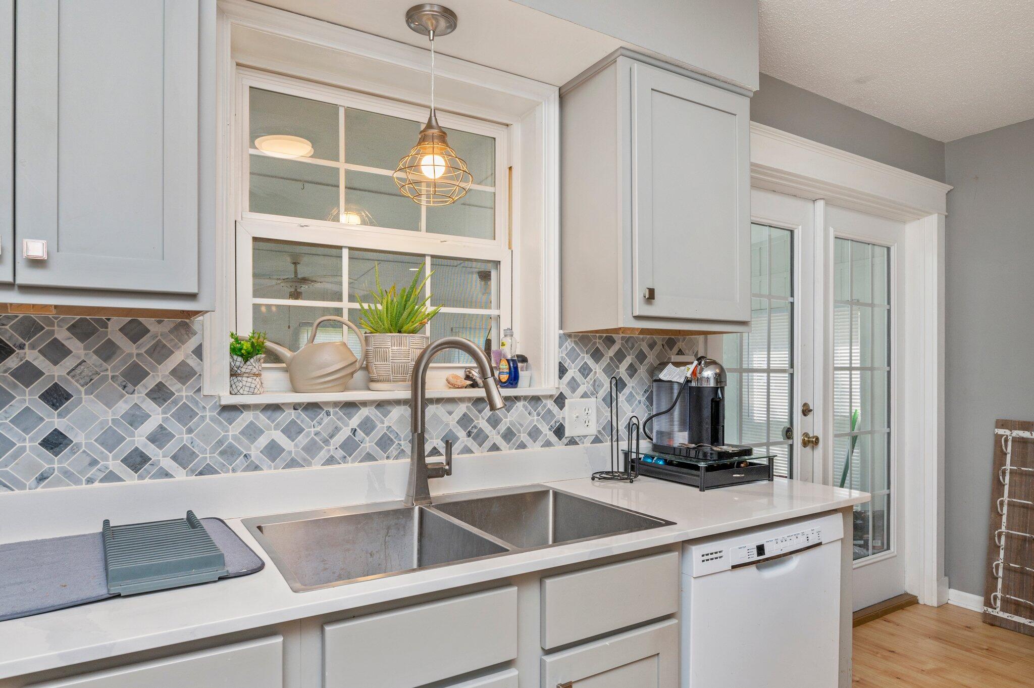 CRESCENT HEIGHTS - Residential